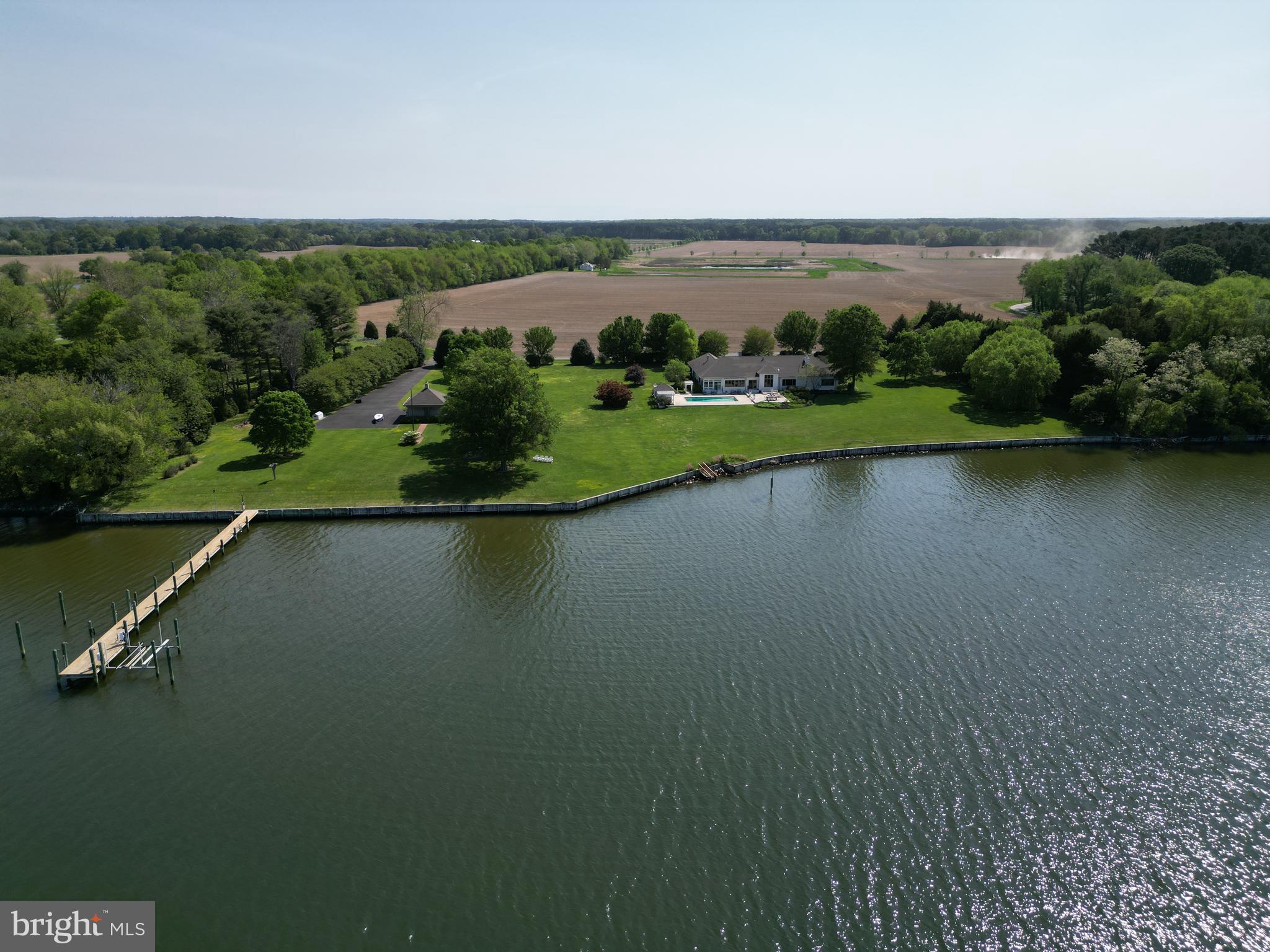 PRESQUILE - Residential