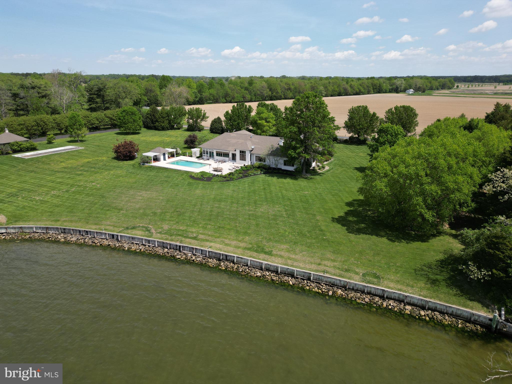 PRESQUILE - Residential