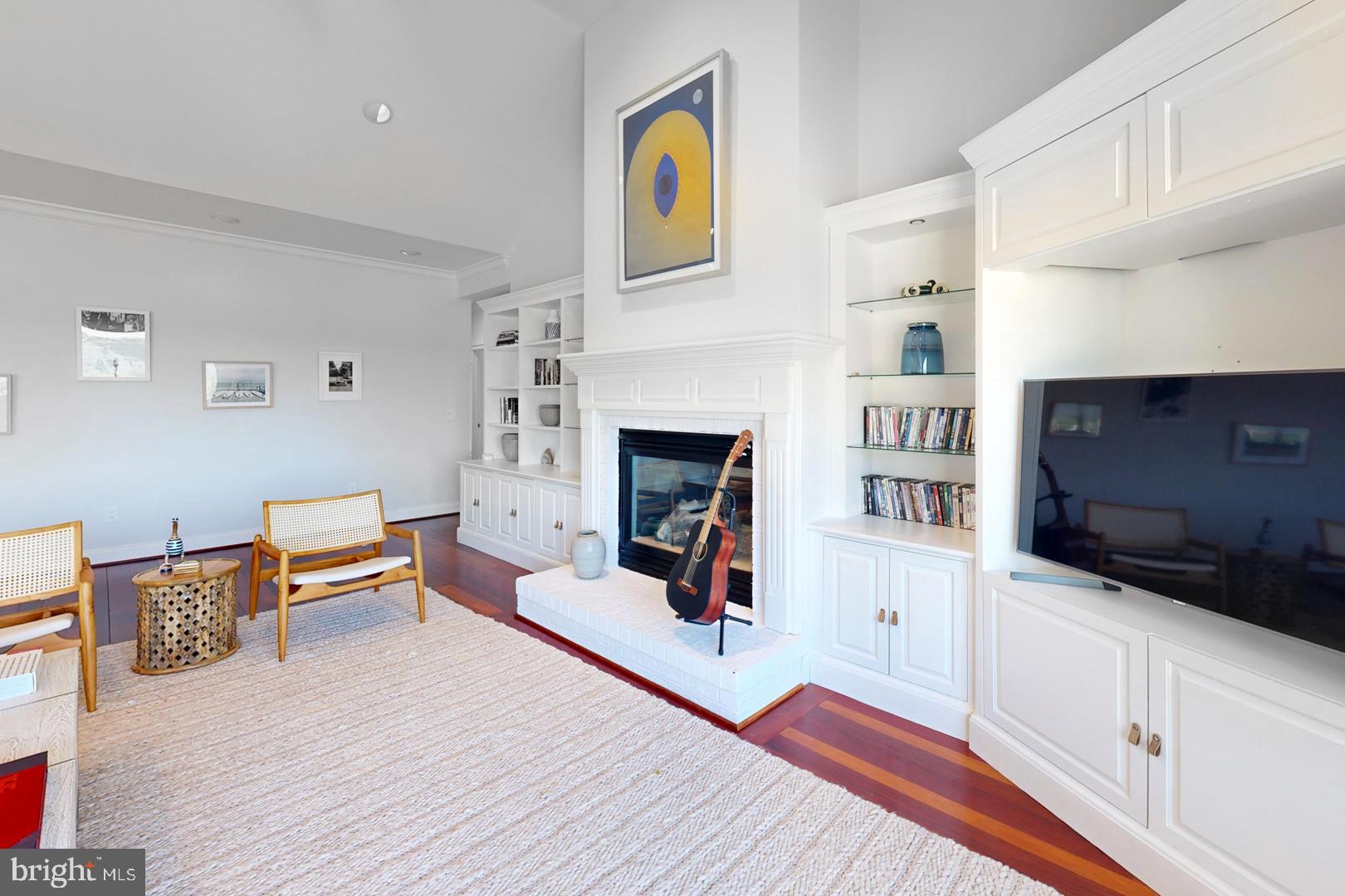 PRESQUILE - Residential