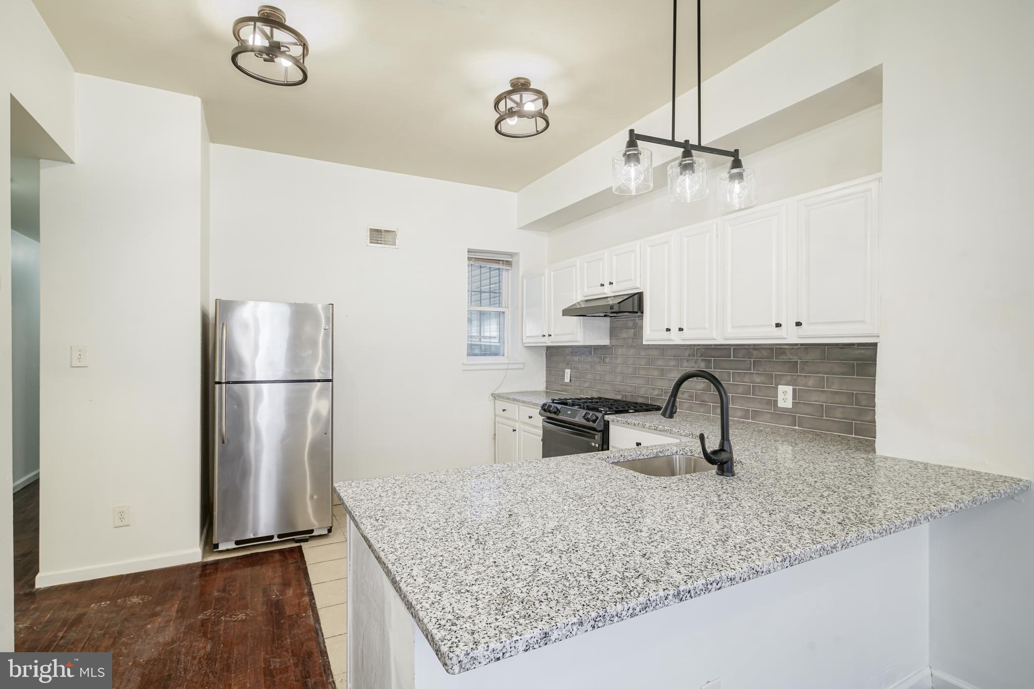 305 N 41ST STREET