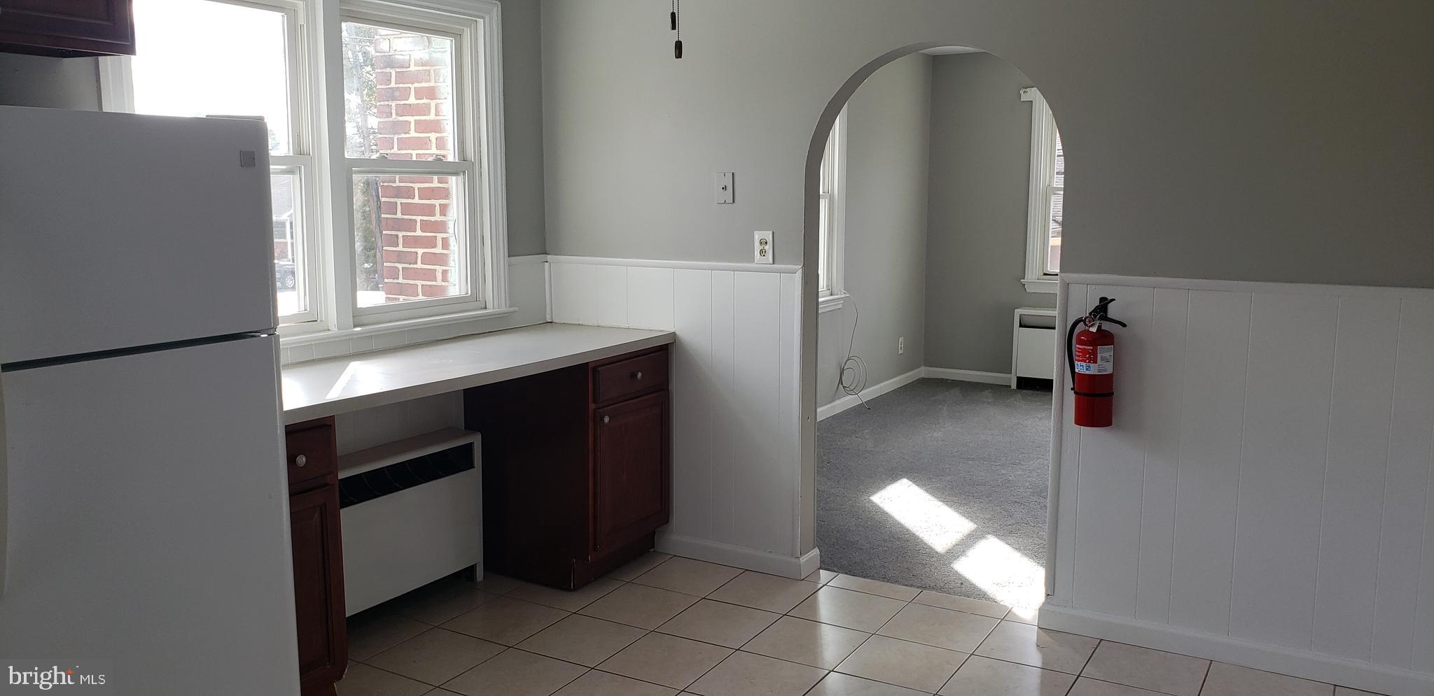 621 N FORKLANDING ROAD B