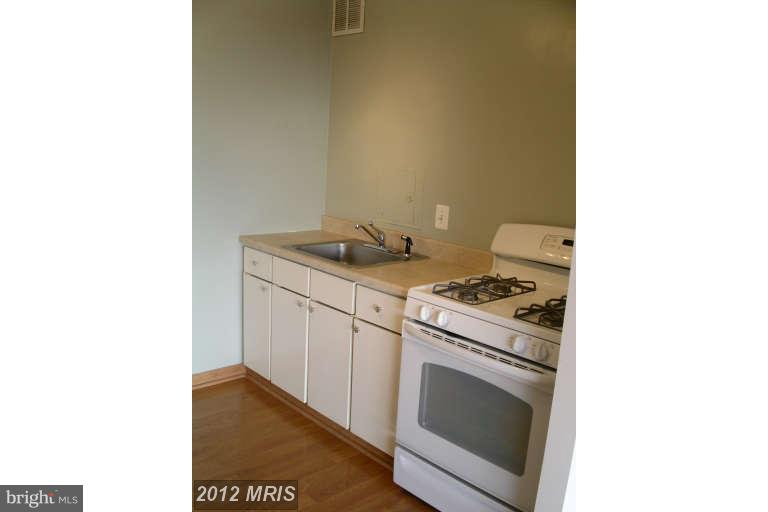 THE CHATHAM - Residential Lease