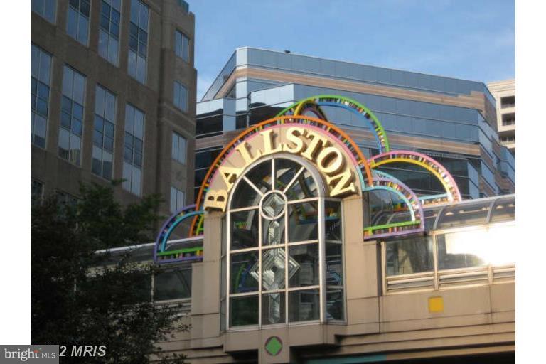 THE CHATHAM - Residential Lease