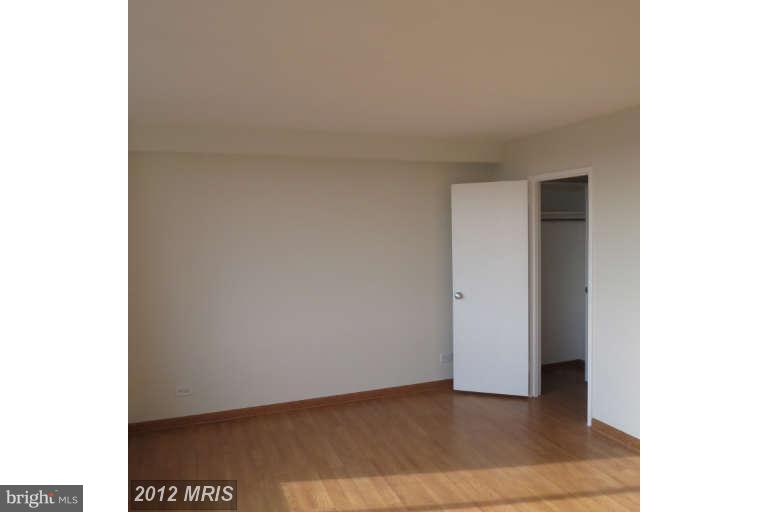 THE CHATHAM - Residential Lease