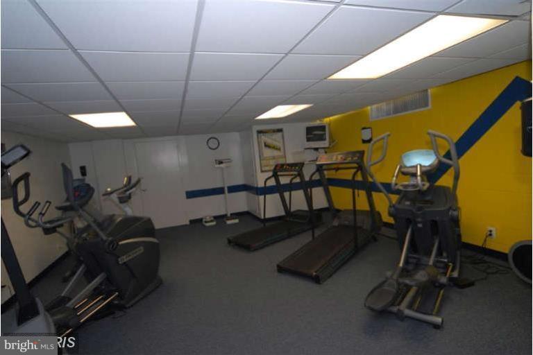 THE CHATHAM - Residential Lease