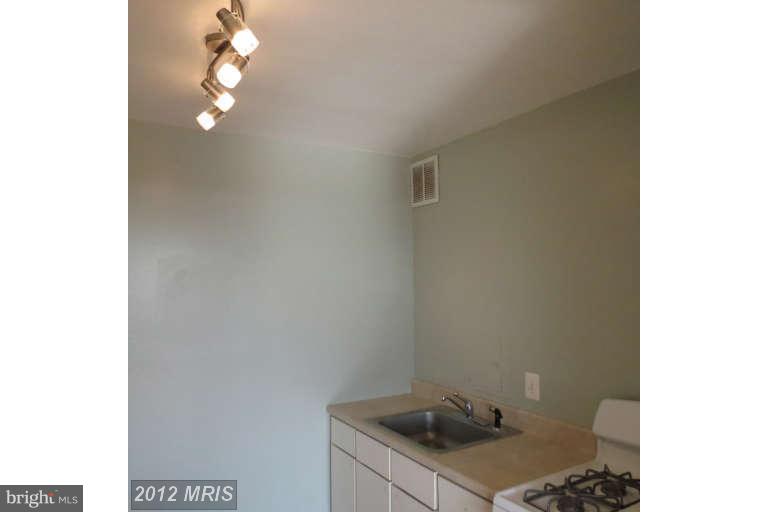 THE CHATHAM - Residential Lease