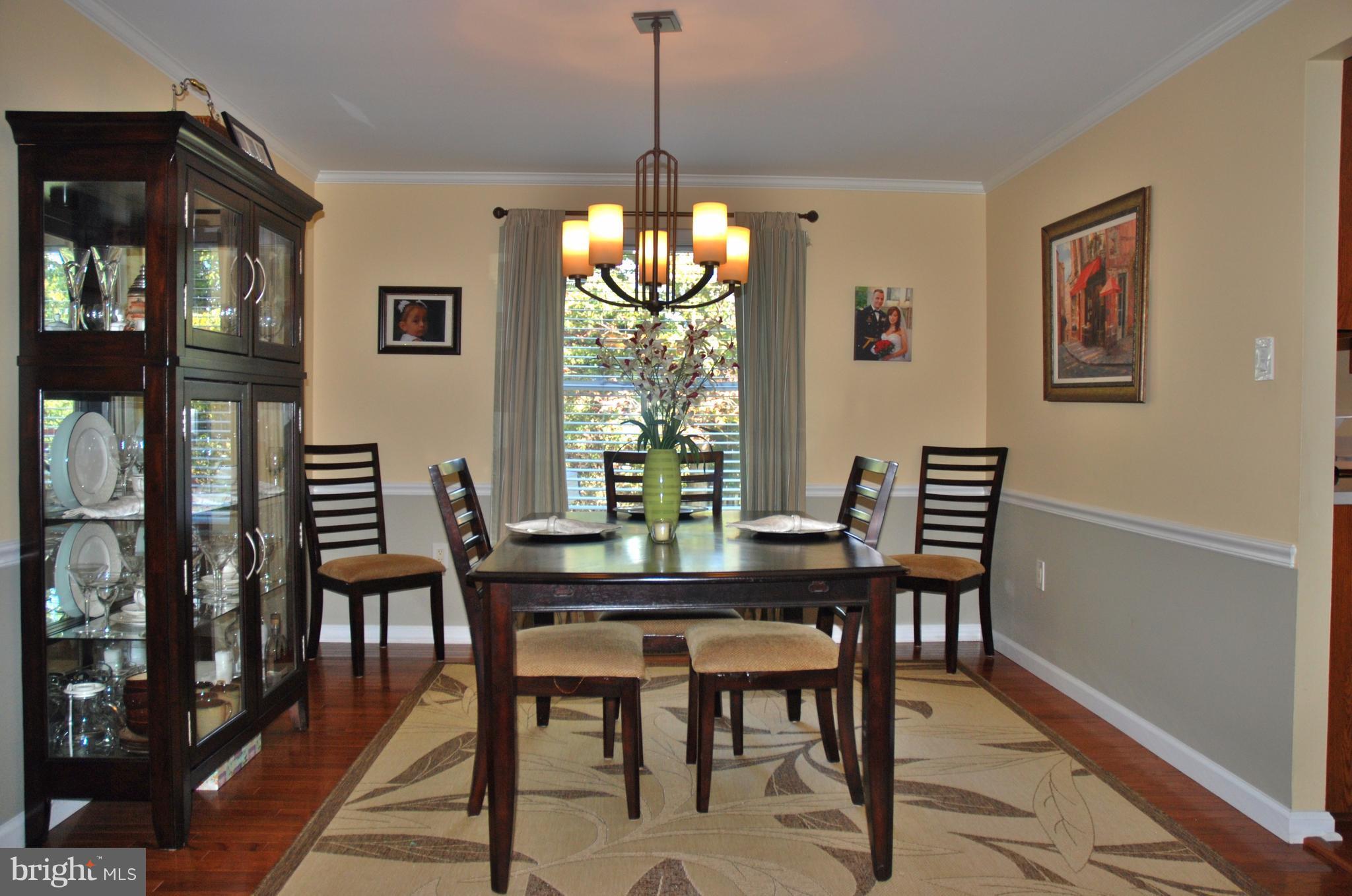 DERWOOD STATION - Residential