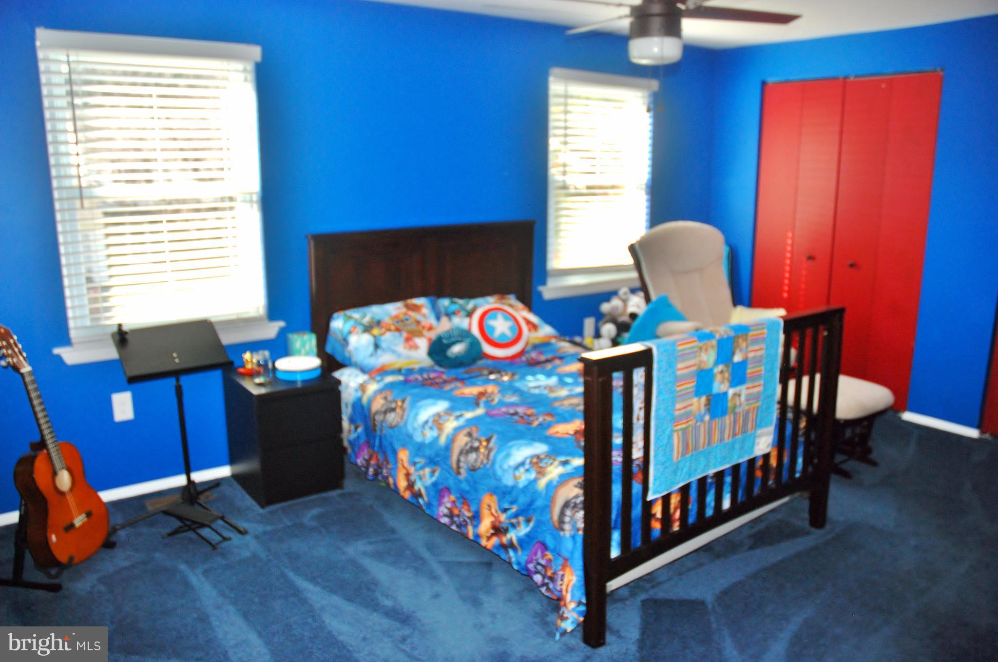 DERWOOD STATION - Residential