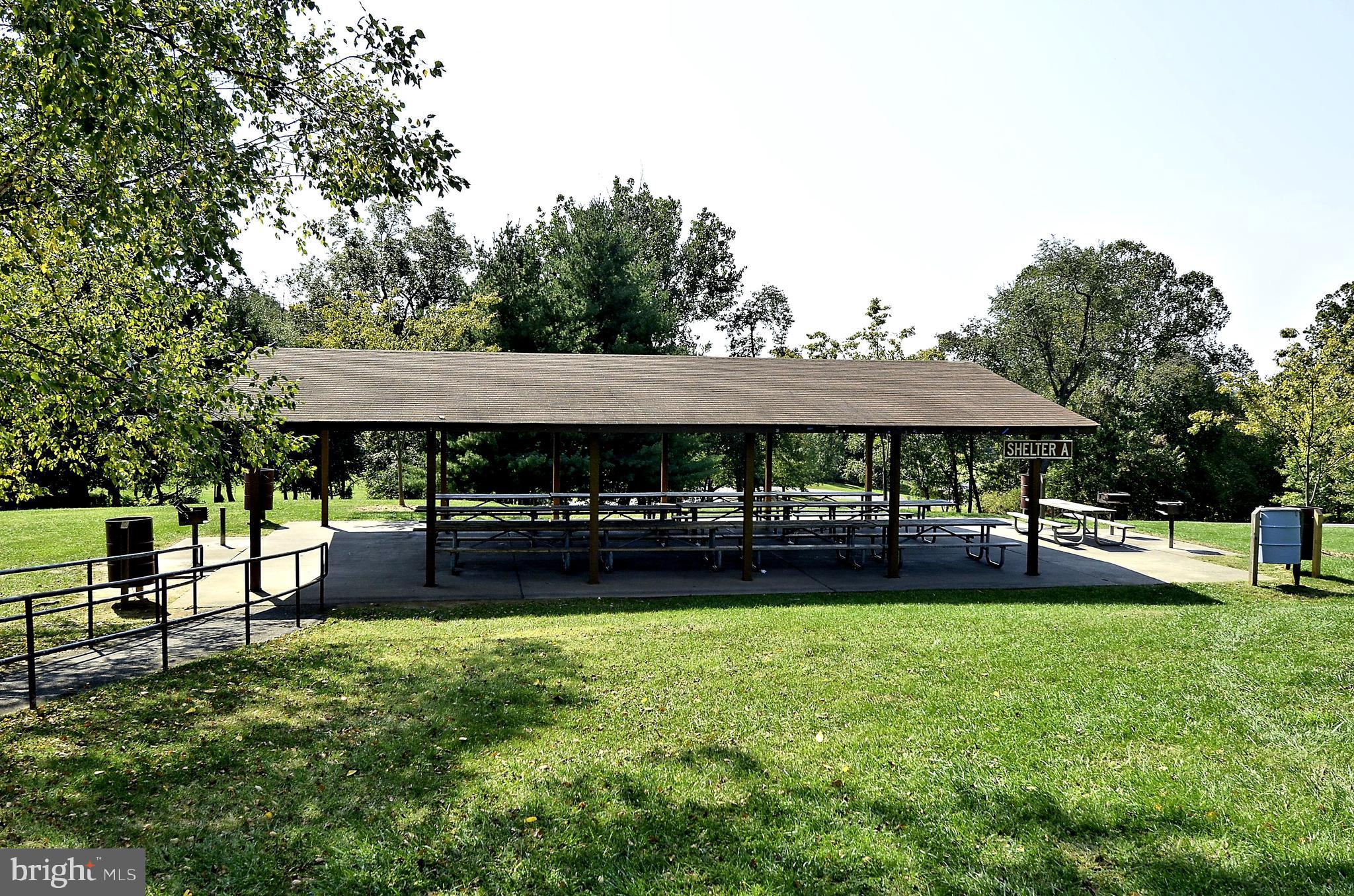 GREENFIELDS - Residential