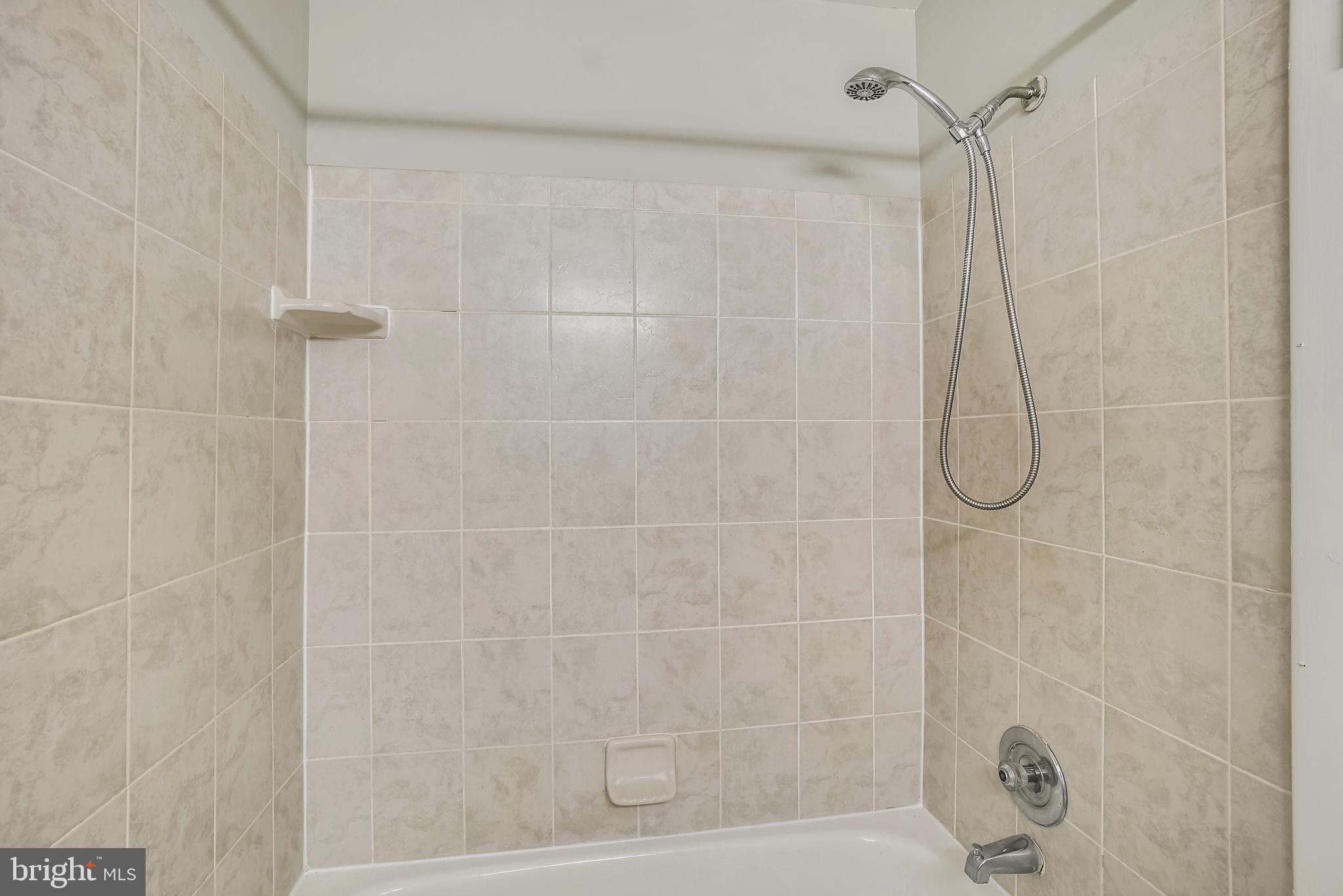 GREENFIELDS - Residential