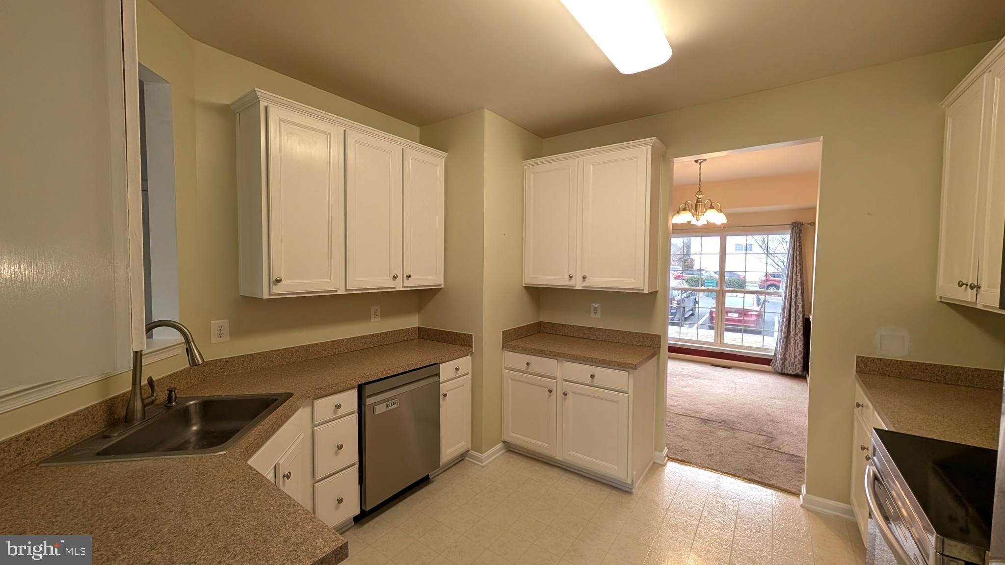 LEE'S RIDGE - Residential