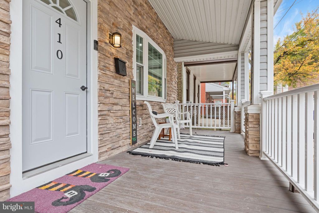 Photo of 410 Cherry Street, POTTSTOWN, PA 19464 (MLS # PAMC2158884)