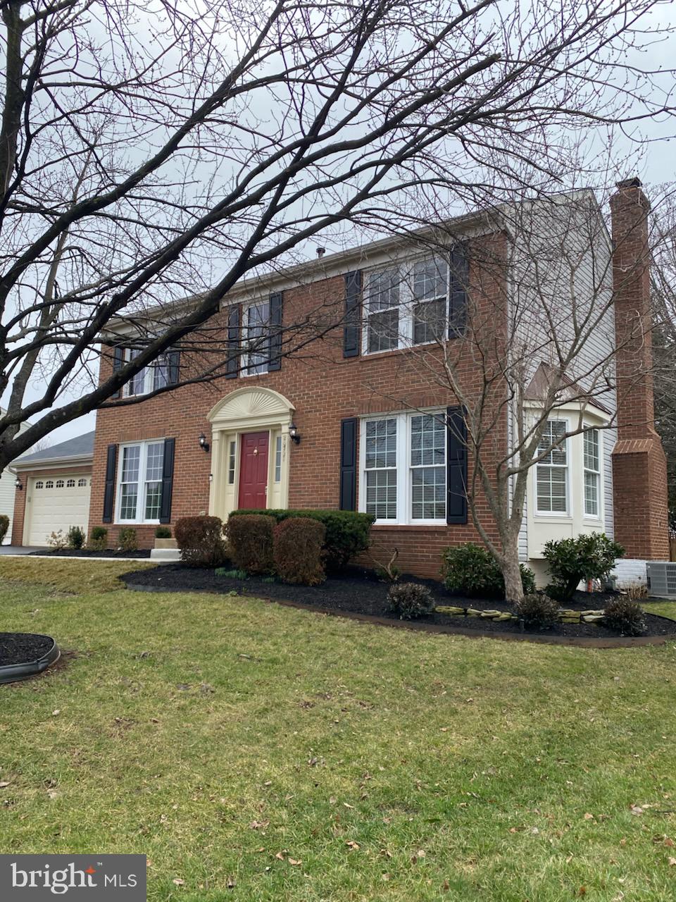 ASHBURN VILLAGE - Residential