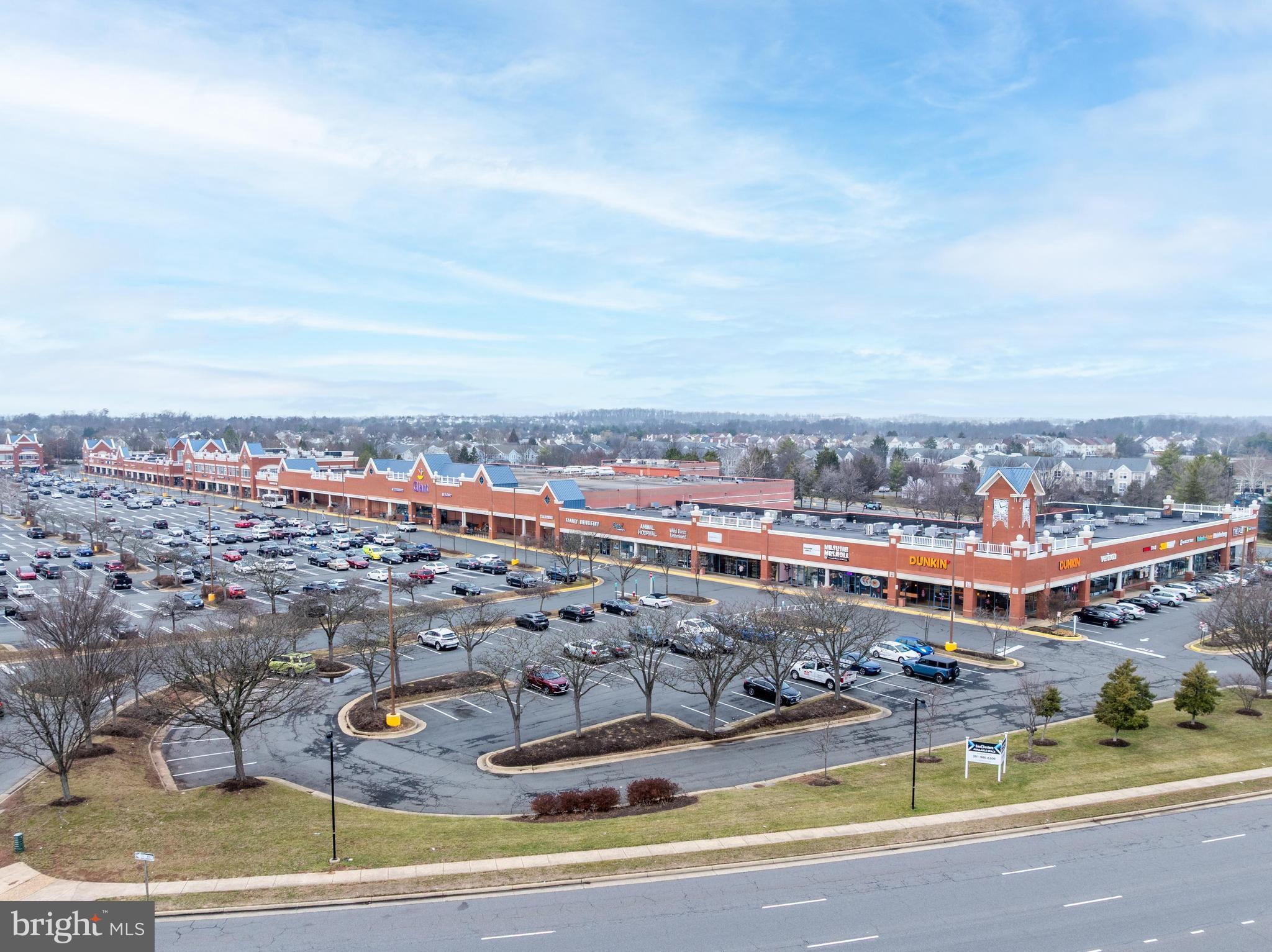 ASHBURN VILLAGE - Residential