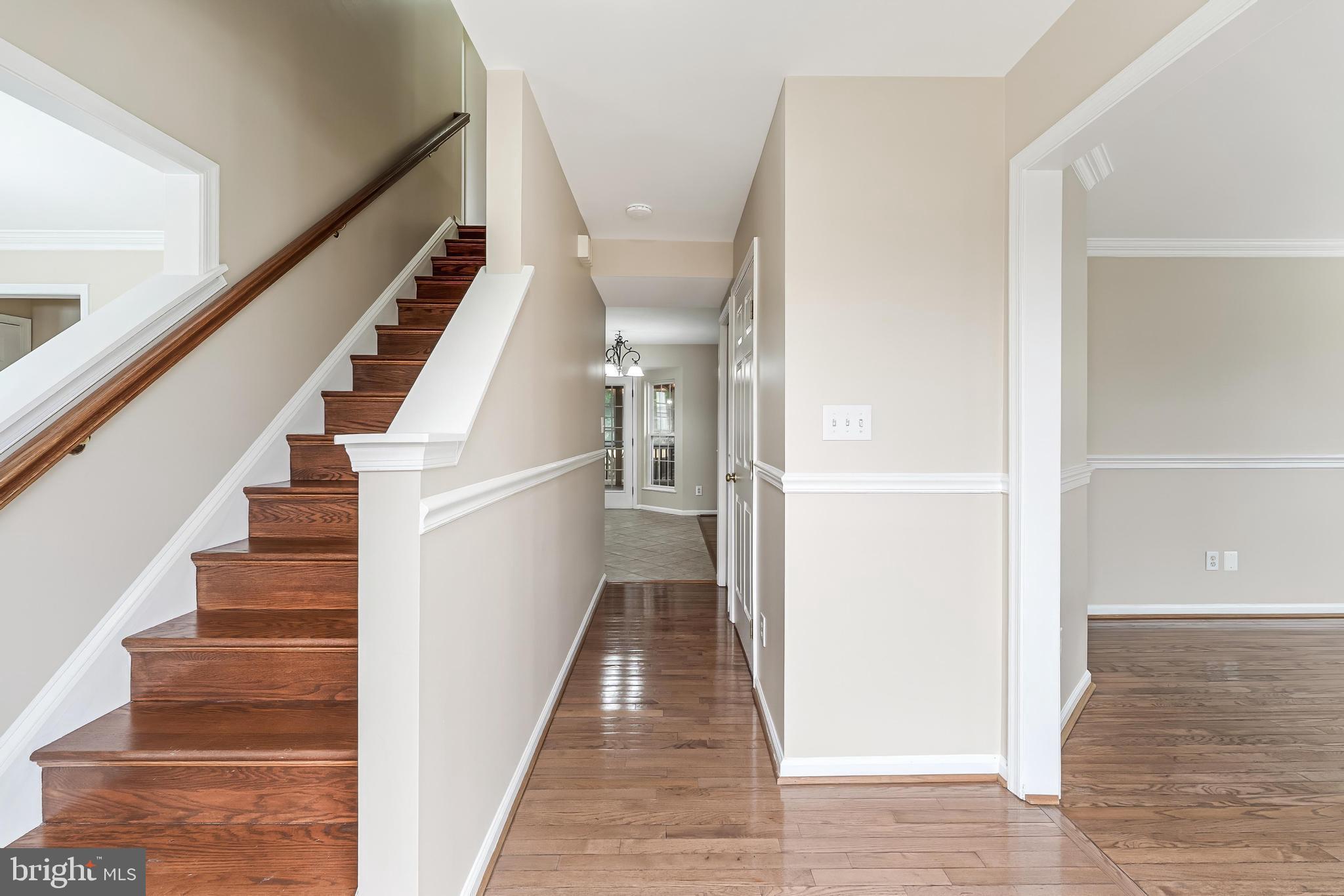 ASHBURN VILLAGE - Residential