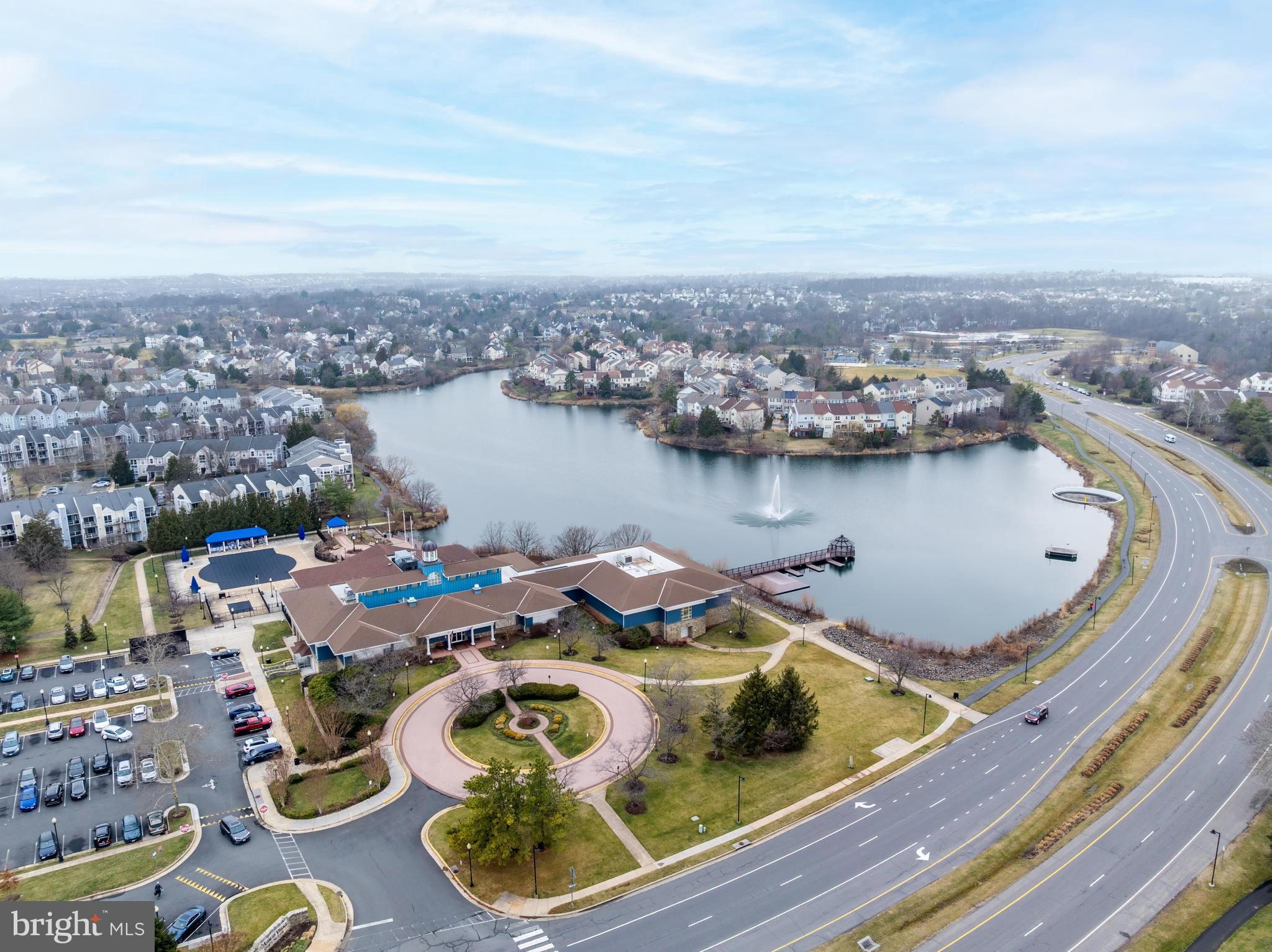 ASHBURN VILLAGE - Residential