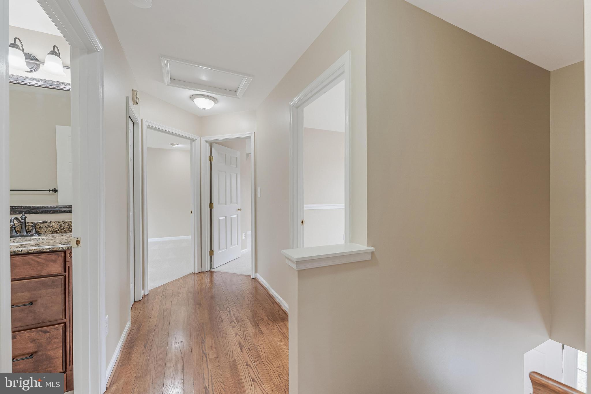 ASHBURN VILLAGE - Residential