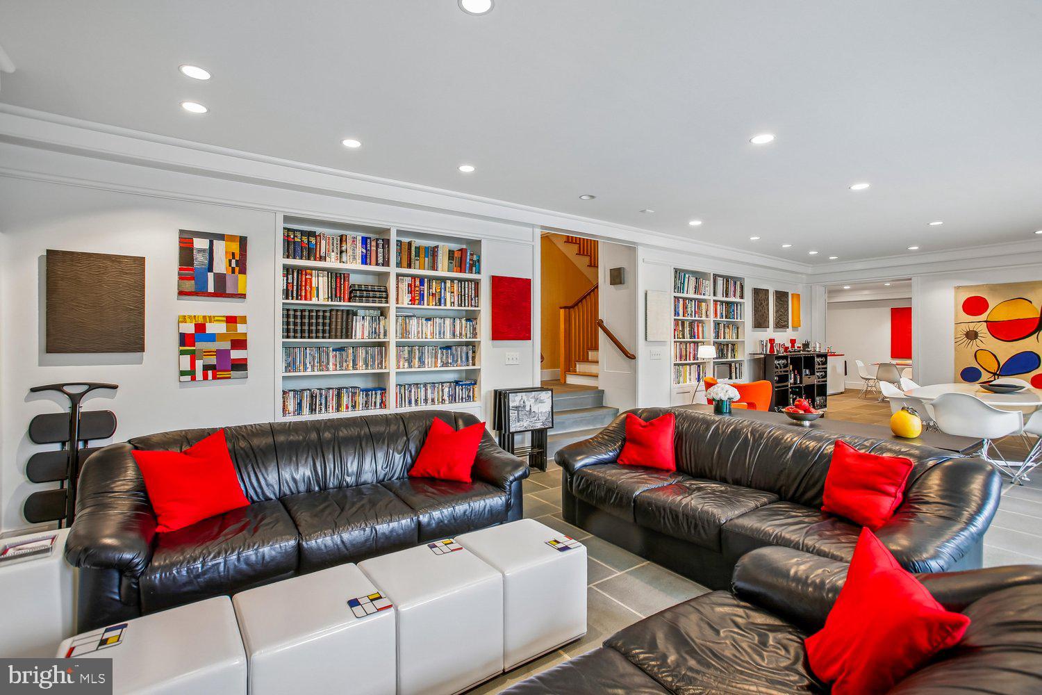 MERRYWOOD ON THE POTOMAC - Residential