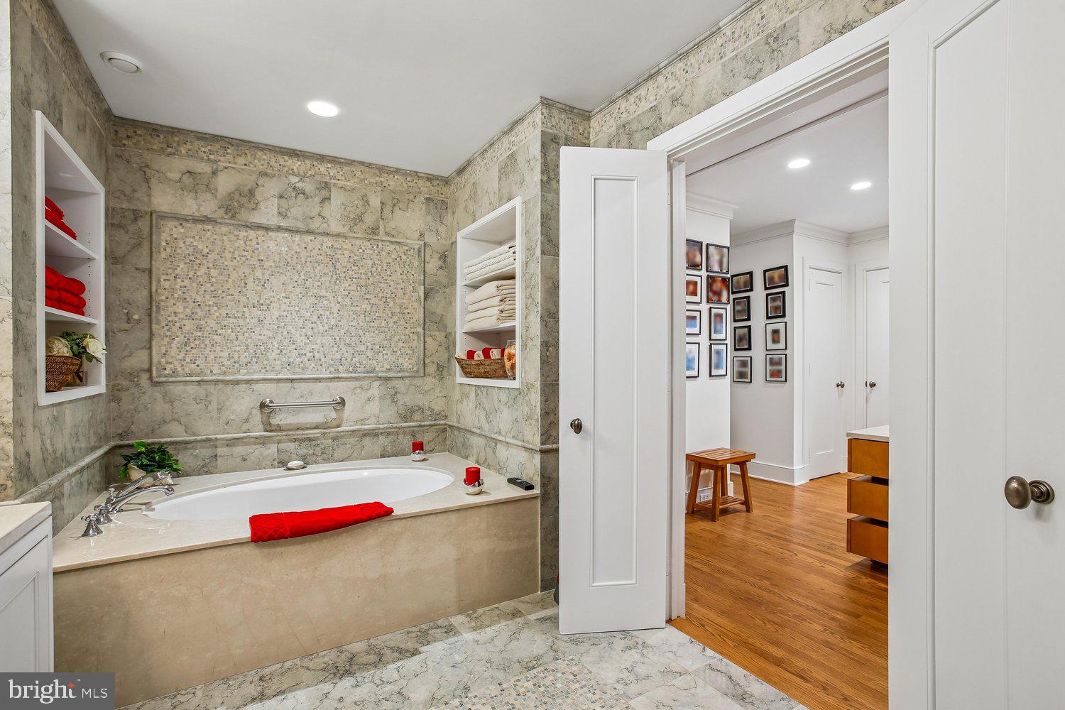MERRYWOOD ON THE POTOMAC - Residential