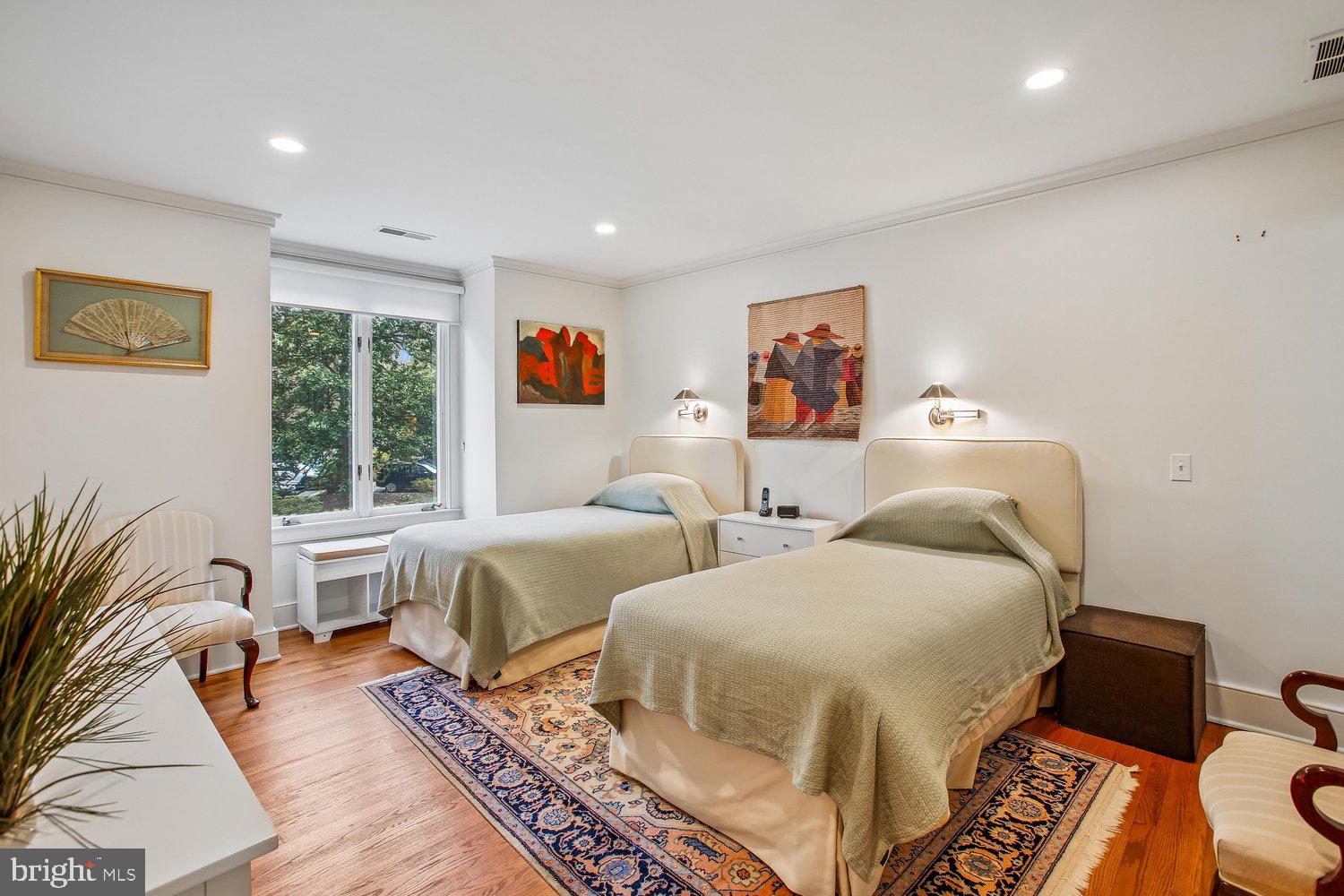 MERRYWOOD ON THE POTOMAC - Residential