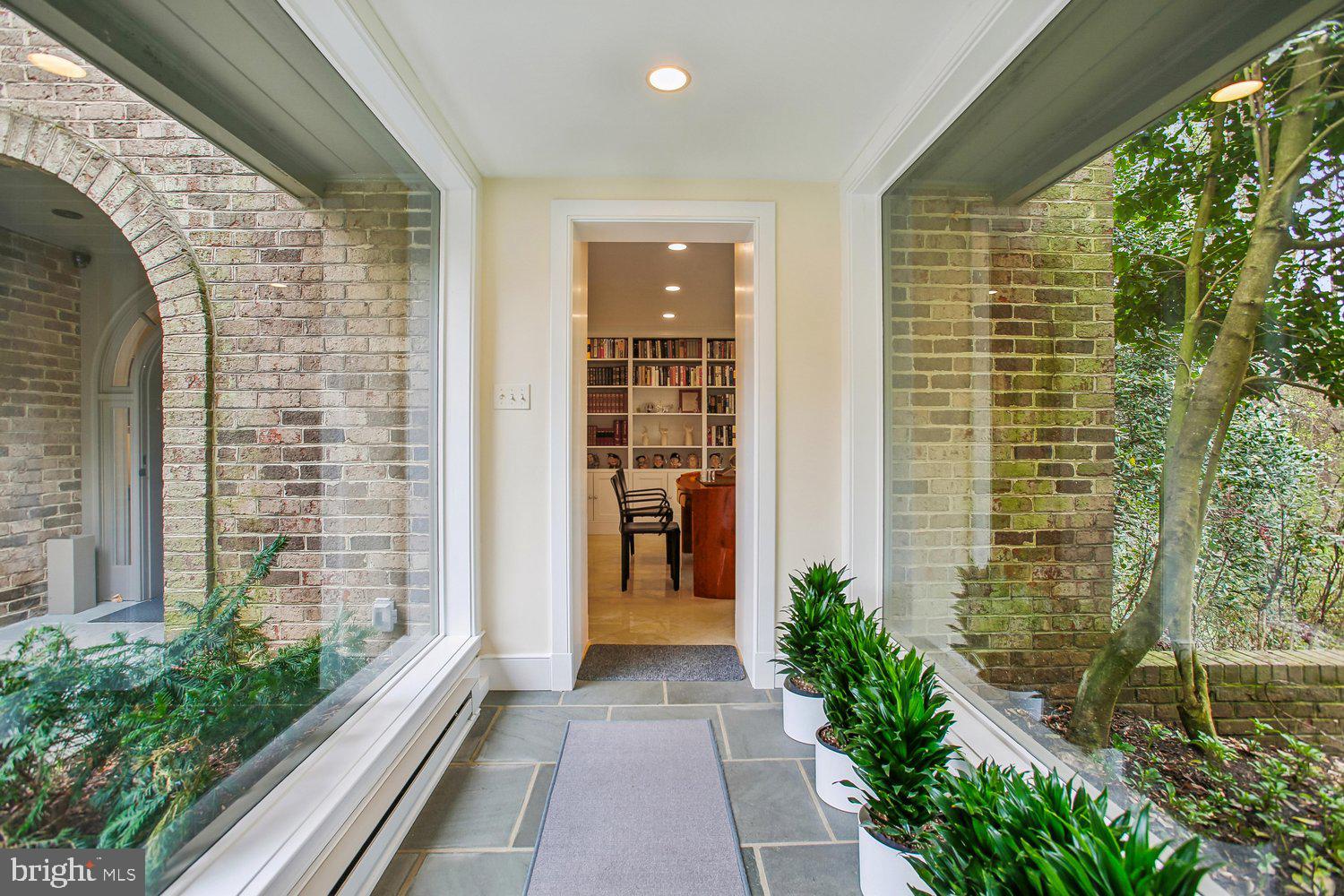 MERRYWOOD ON THE POTOMAC - Residential