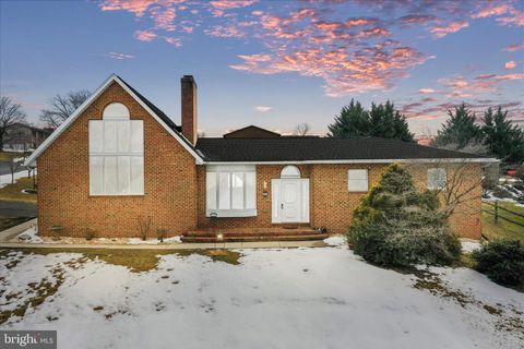 47 EMERALD DRIVE CHAMBERSBURG PA 17202