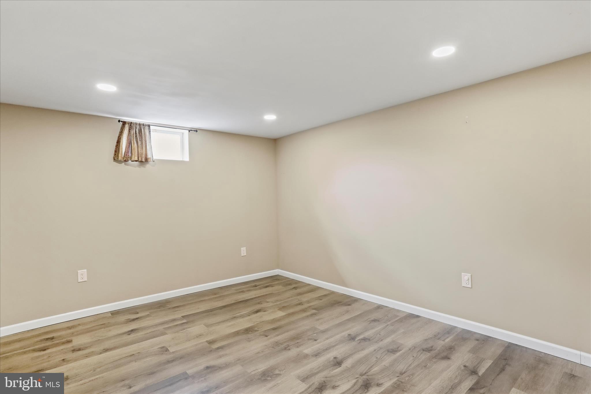 LAURICH GEMS NORTH - Residential