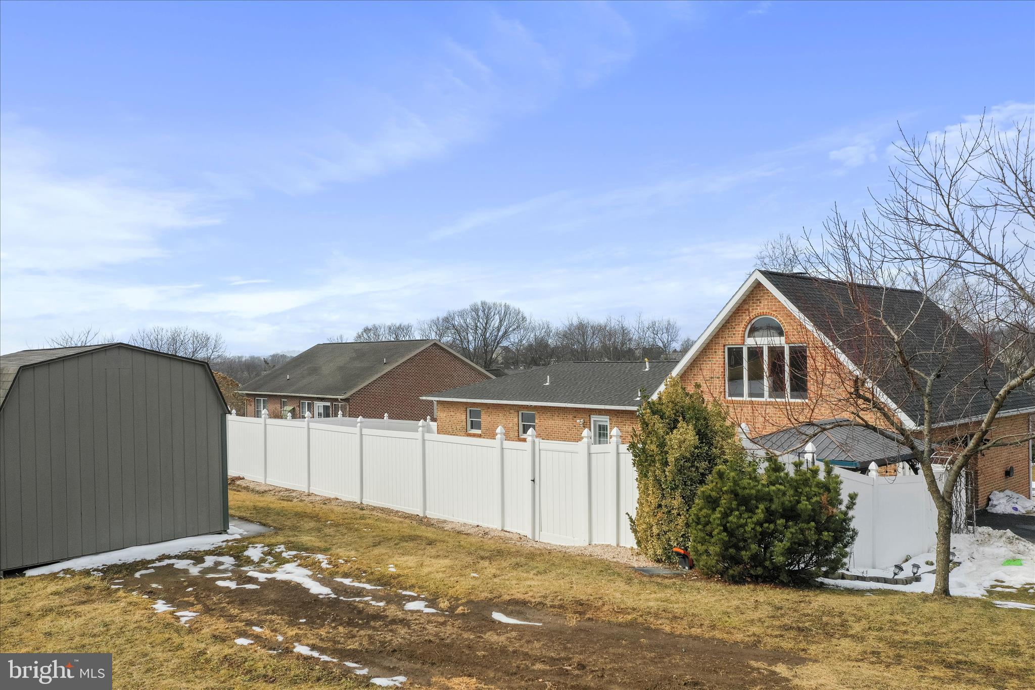 LAURICH GEMS NORTH - Residential