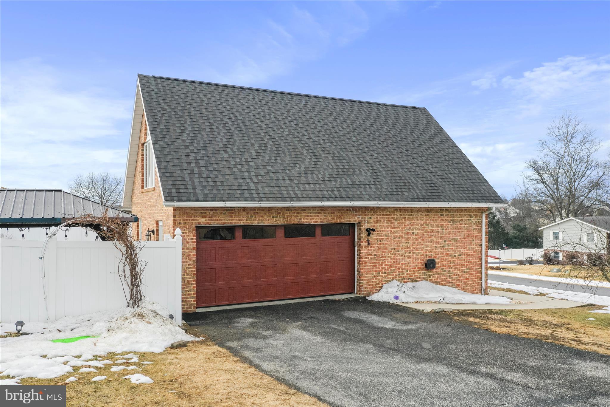 LAURICH GEMS NORTH - Residential