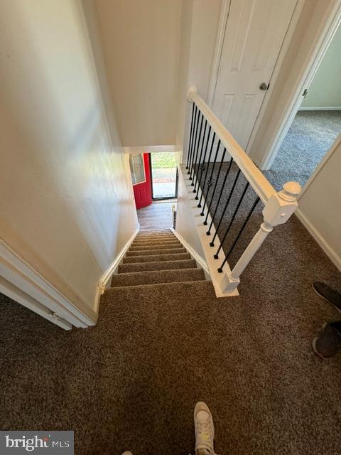 HOLLEYBROOKE/COBBLESTONE - Residential Lease