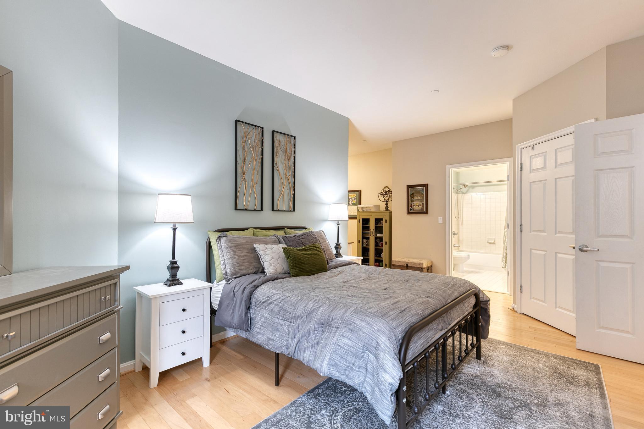 HARBORVIEW - Residential