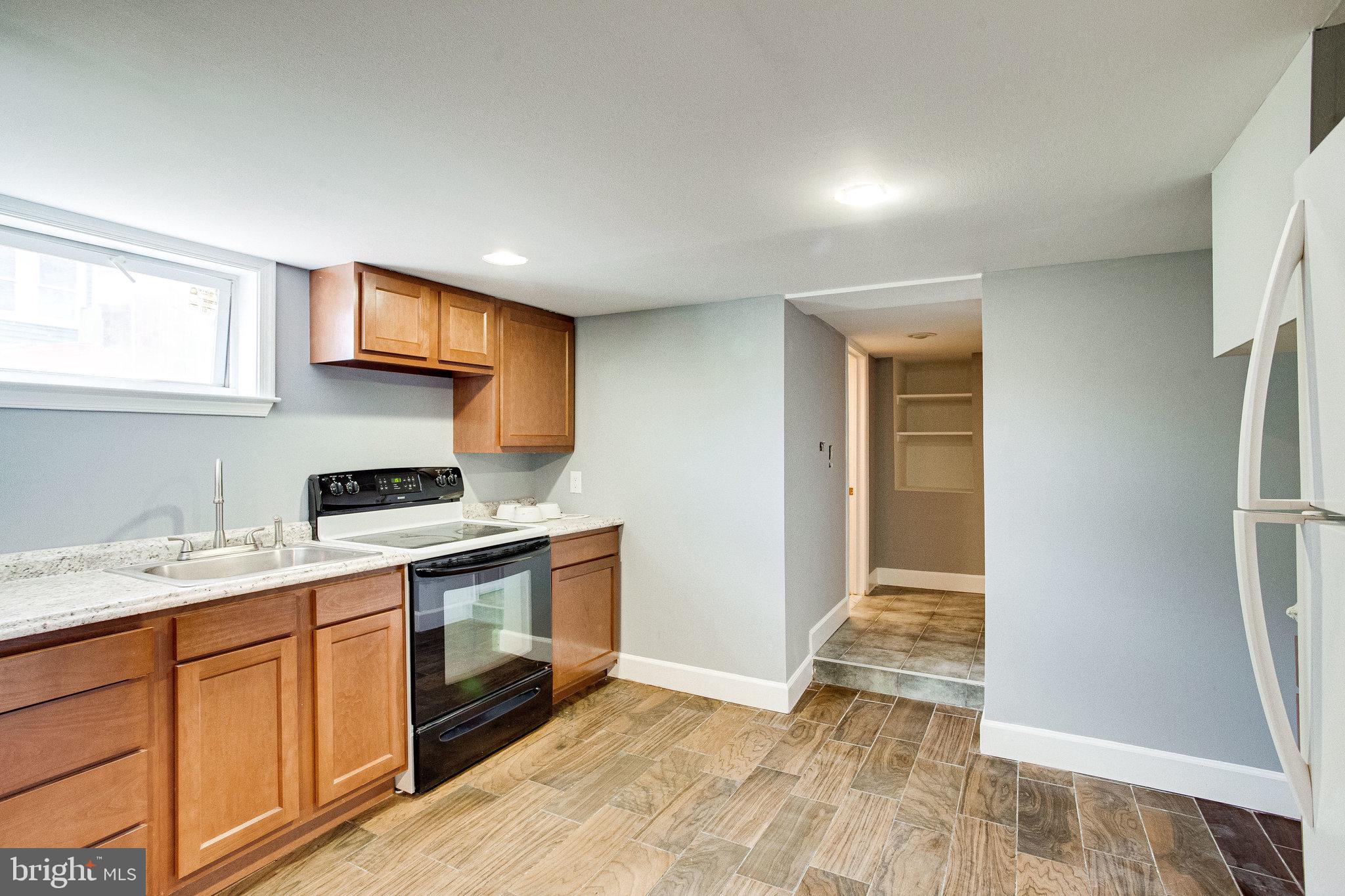 COLMAR MANOR - Residential