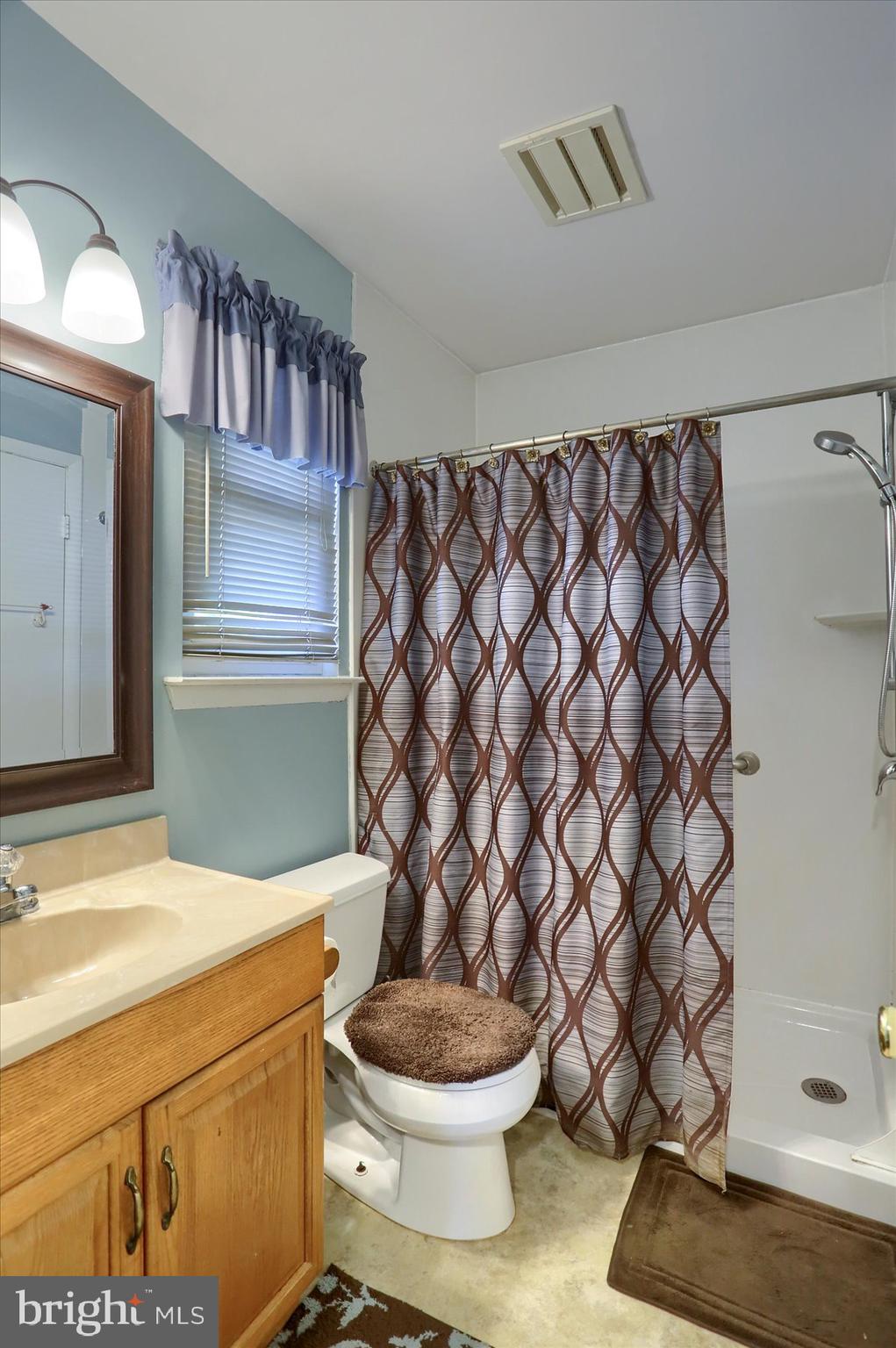 ROLLING RIDGE - Residential