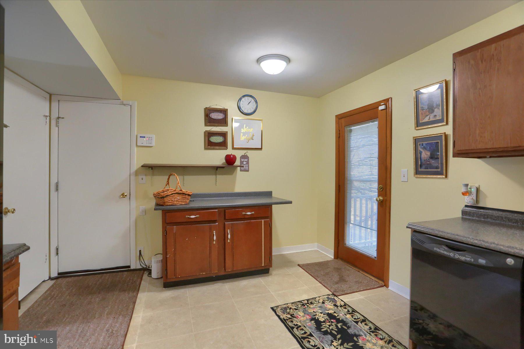 ROLLING RIDGE - Residential