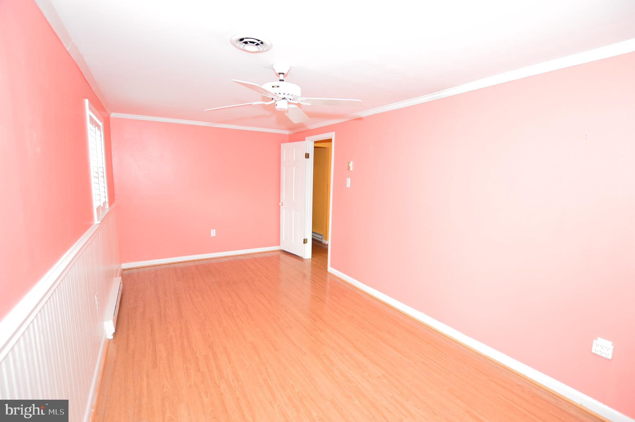 HILLSMERE SHORES - Residential