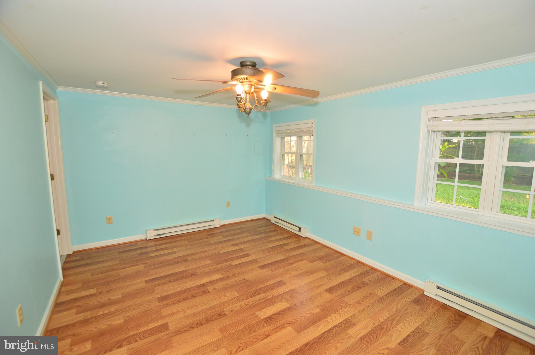 HILLSMERE SHORES - Residential