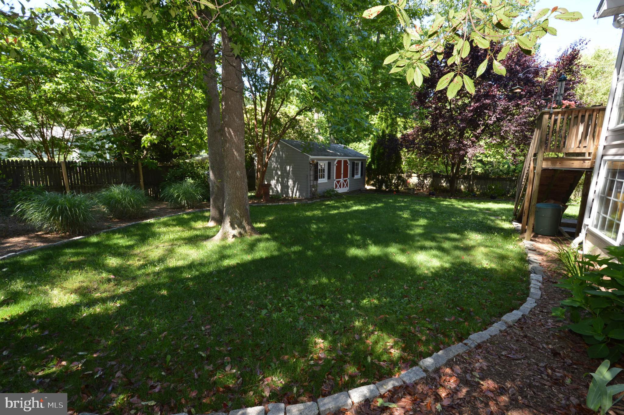 HILLSMERE SHORES - Residential