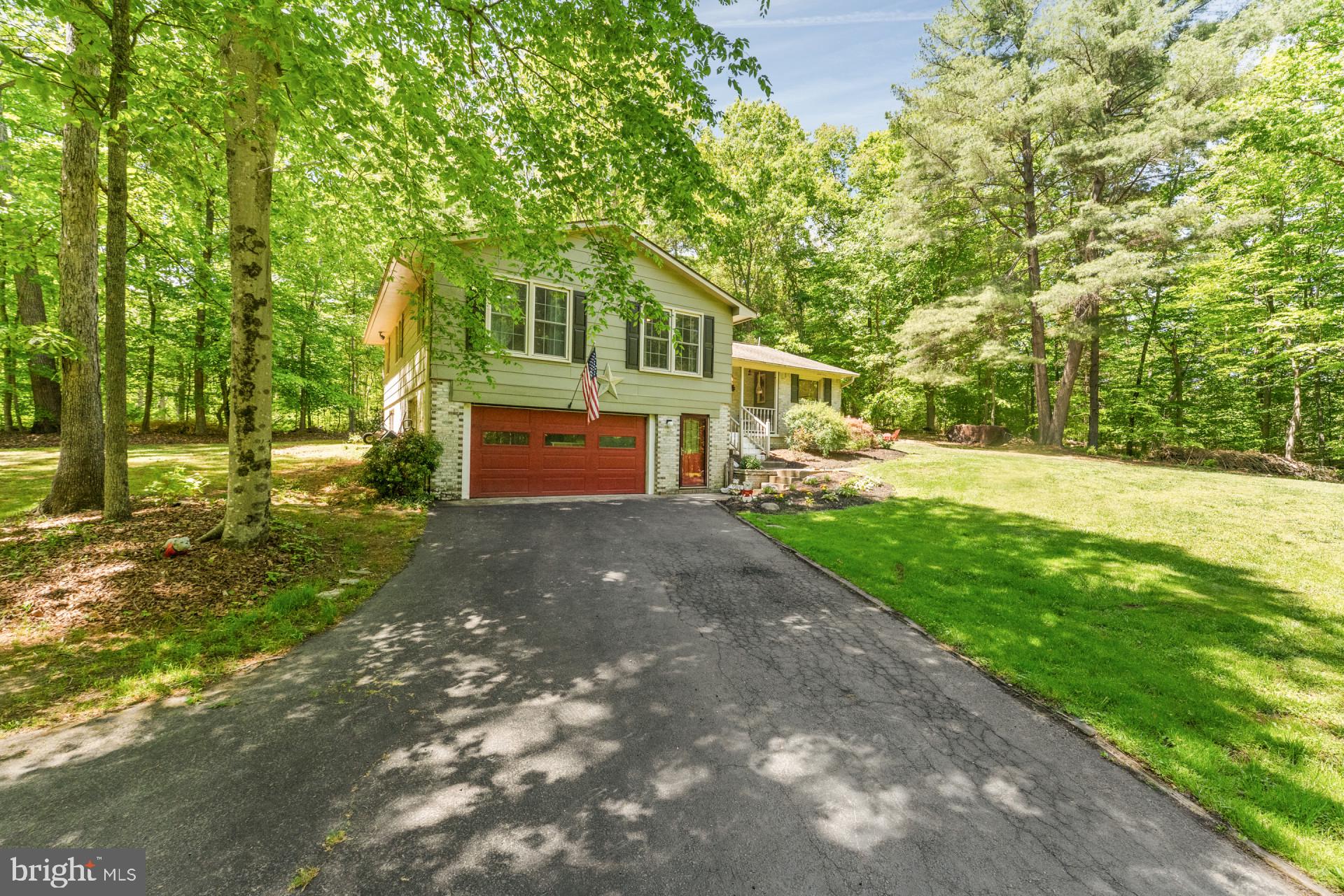 9900 LAKE OCCOQUAN DRIVE