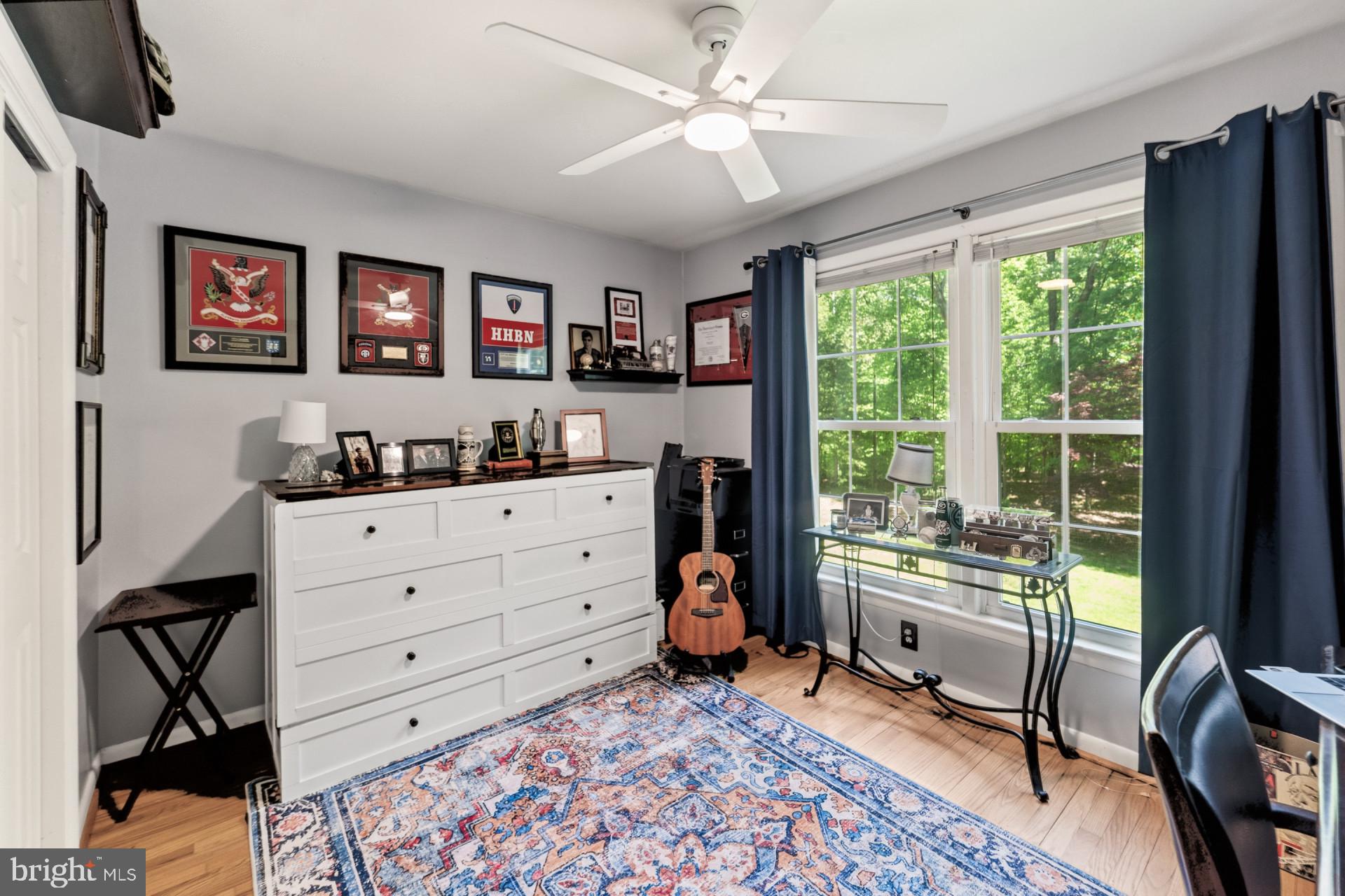 LAKE OCCOQUAN SHORES - Residential