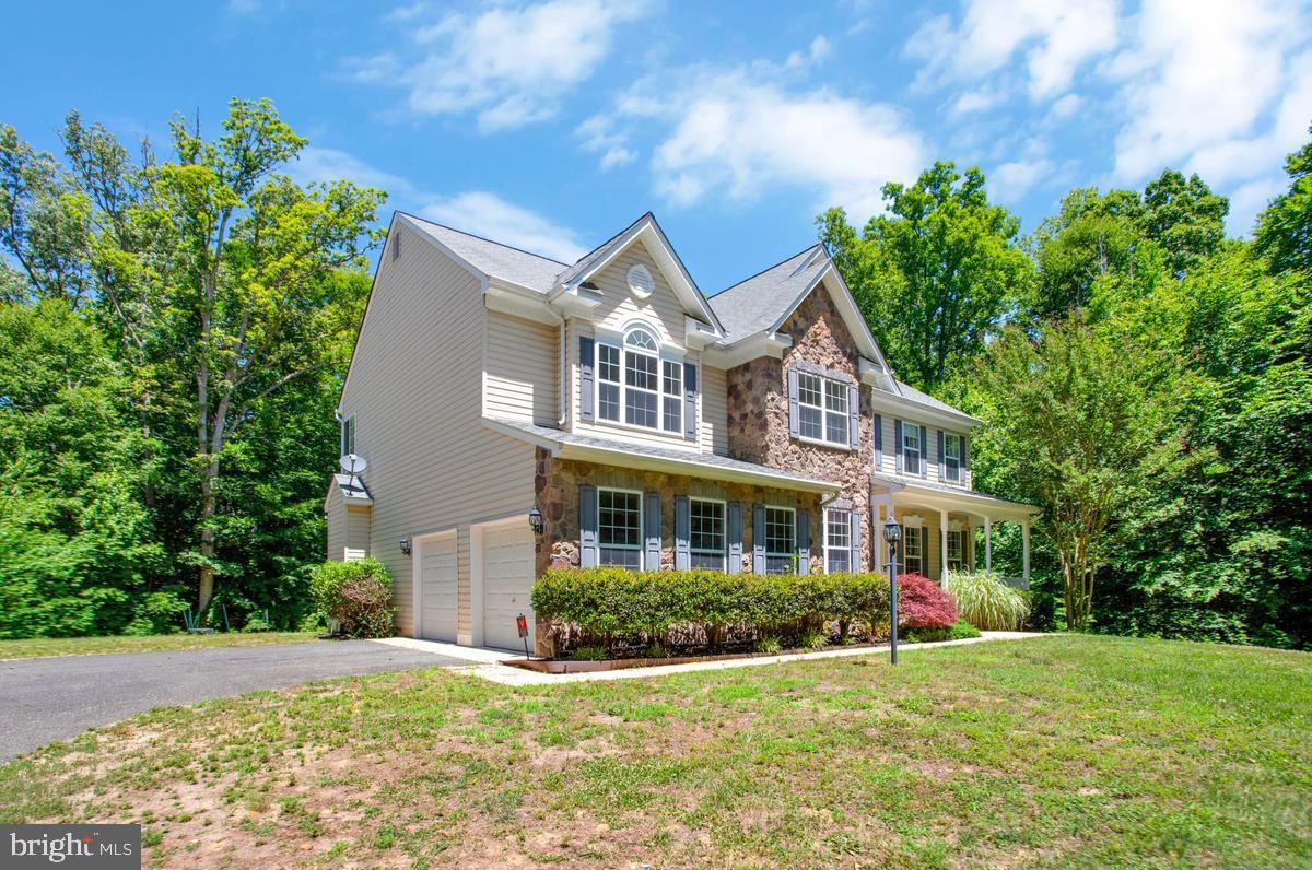 1000 TIFFANY PARK