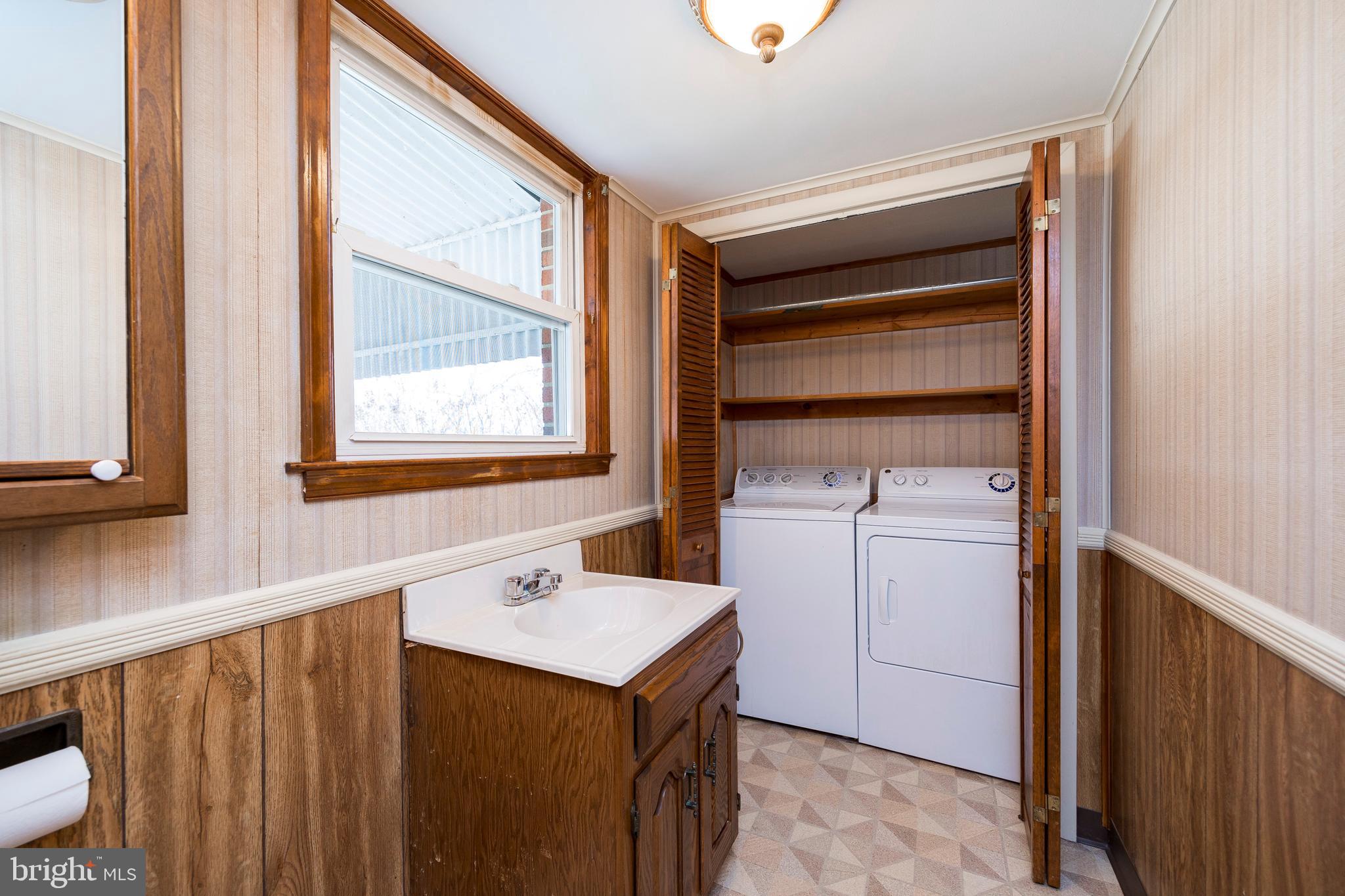 DOWNINGTOWN - Residential