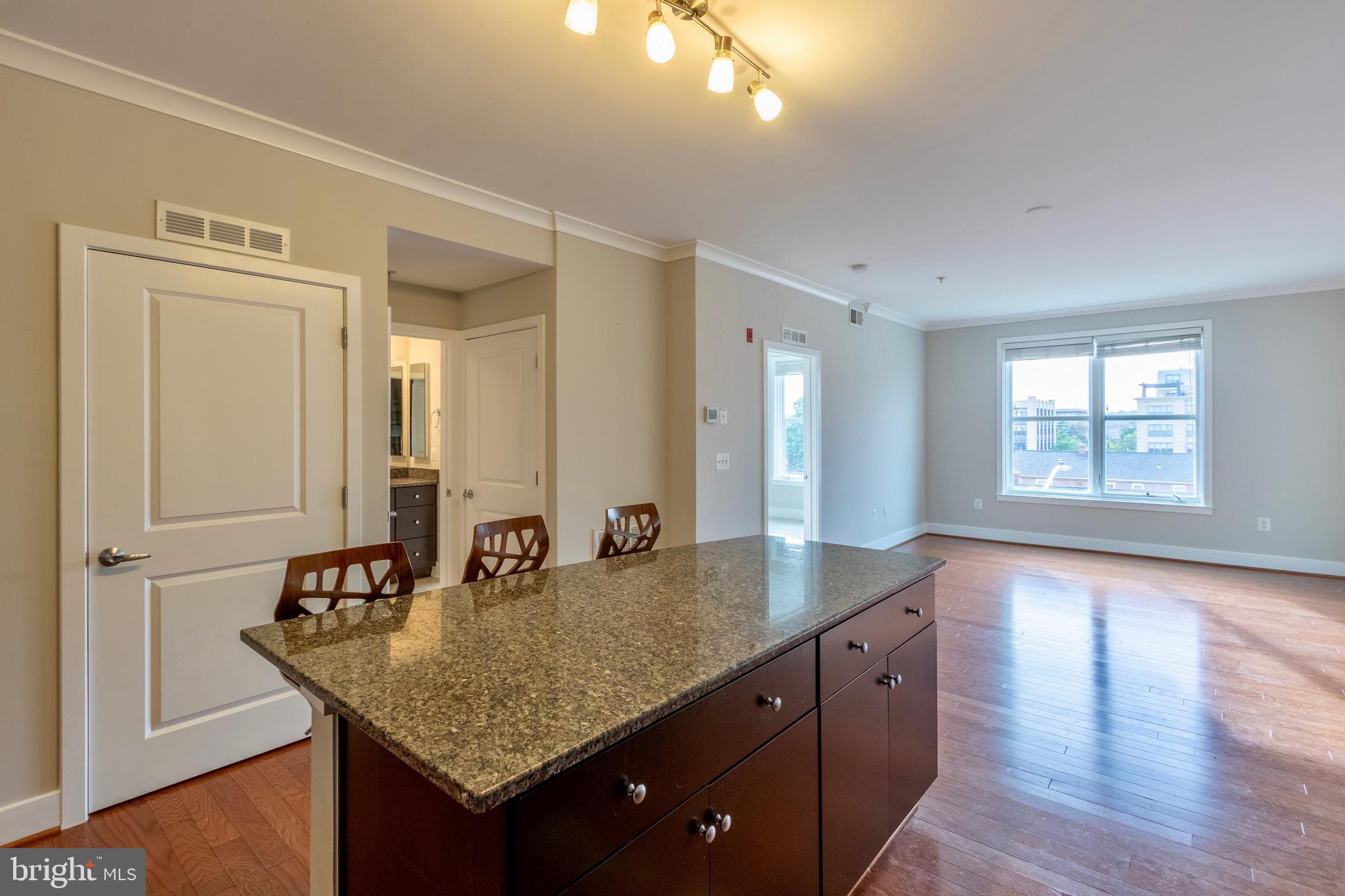 OLD TOWN COMMONS - Residential Lease