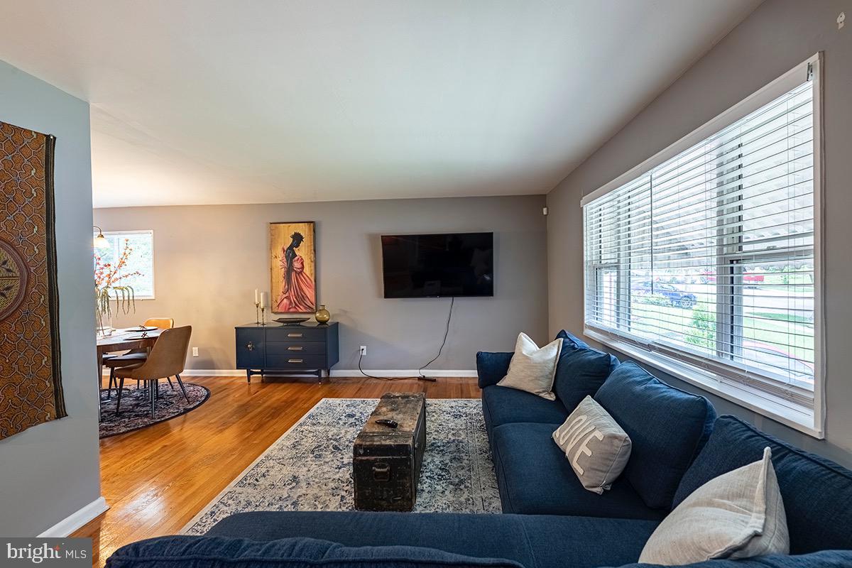 EAST RIVERDALE - Residential Lease