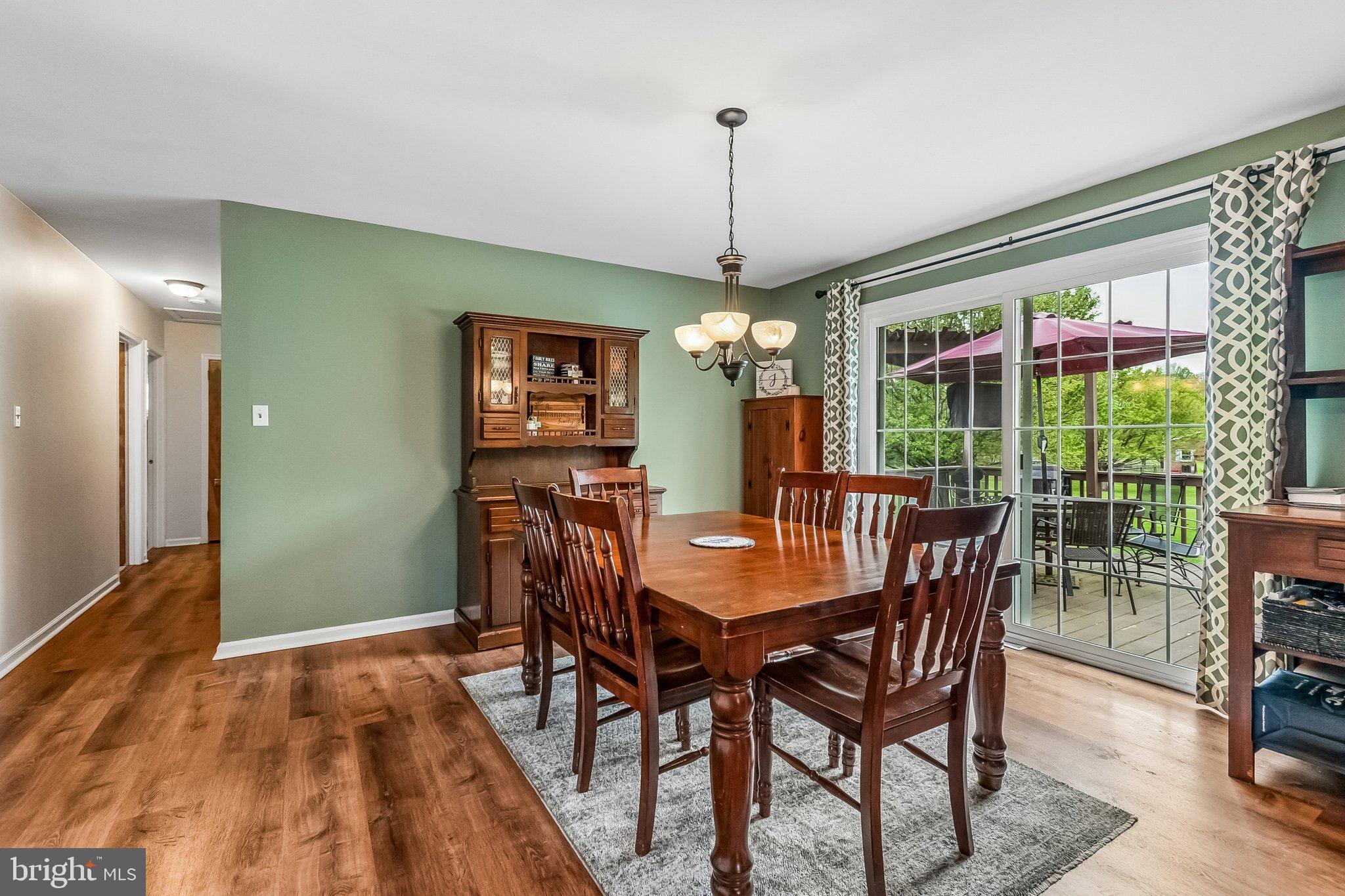 MACRIDGE ESTATES - Residential