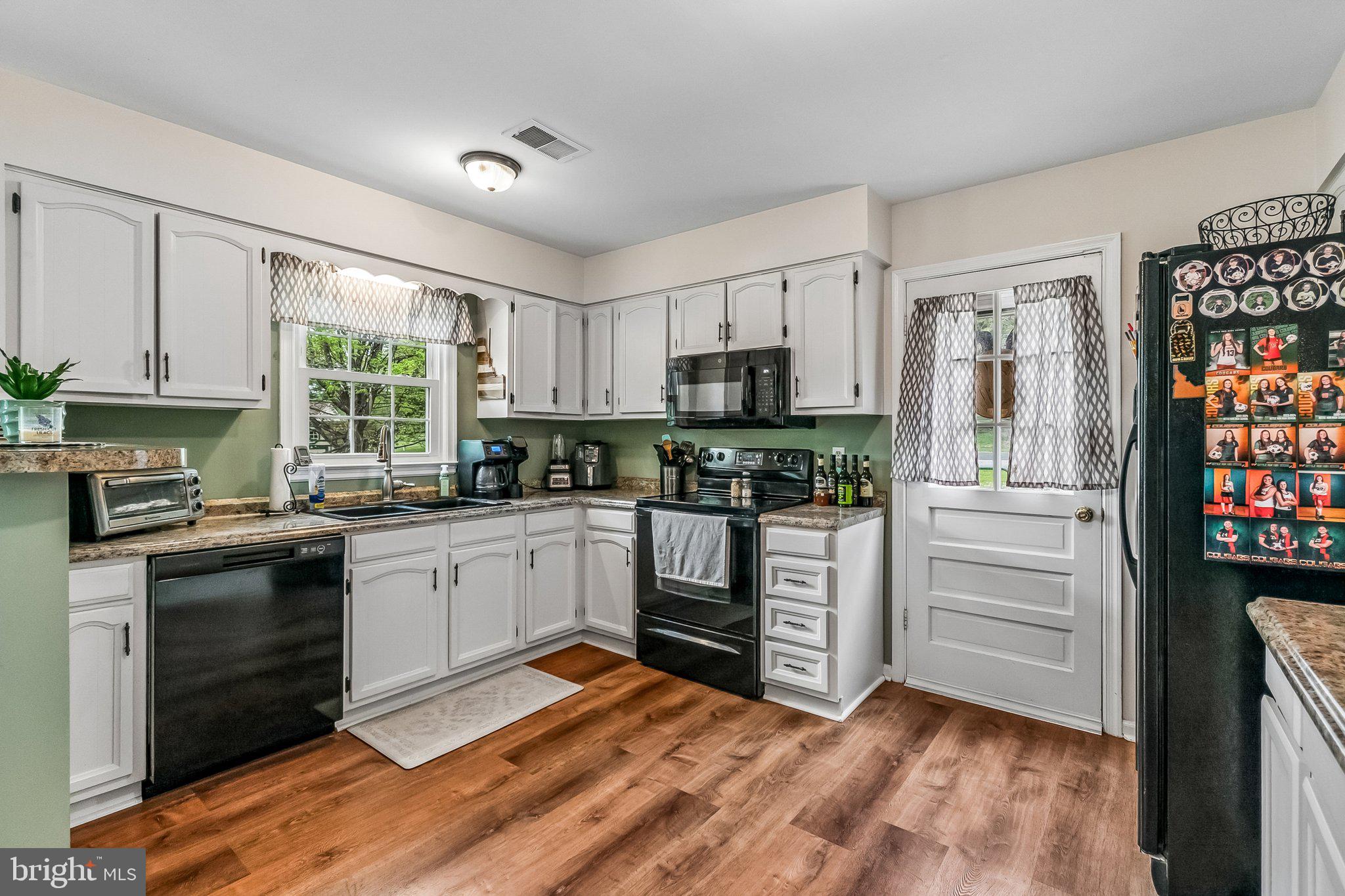 MACRIDGE ESTATES - Residential