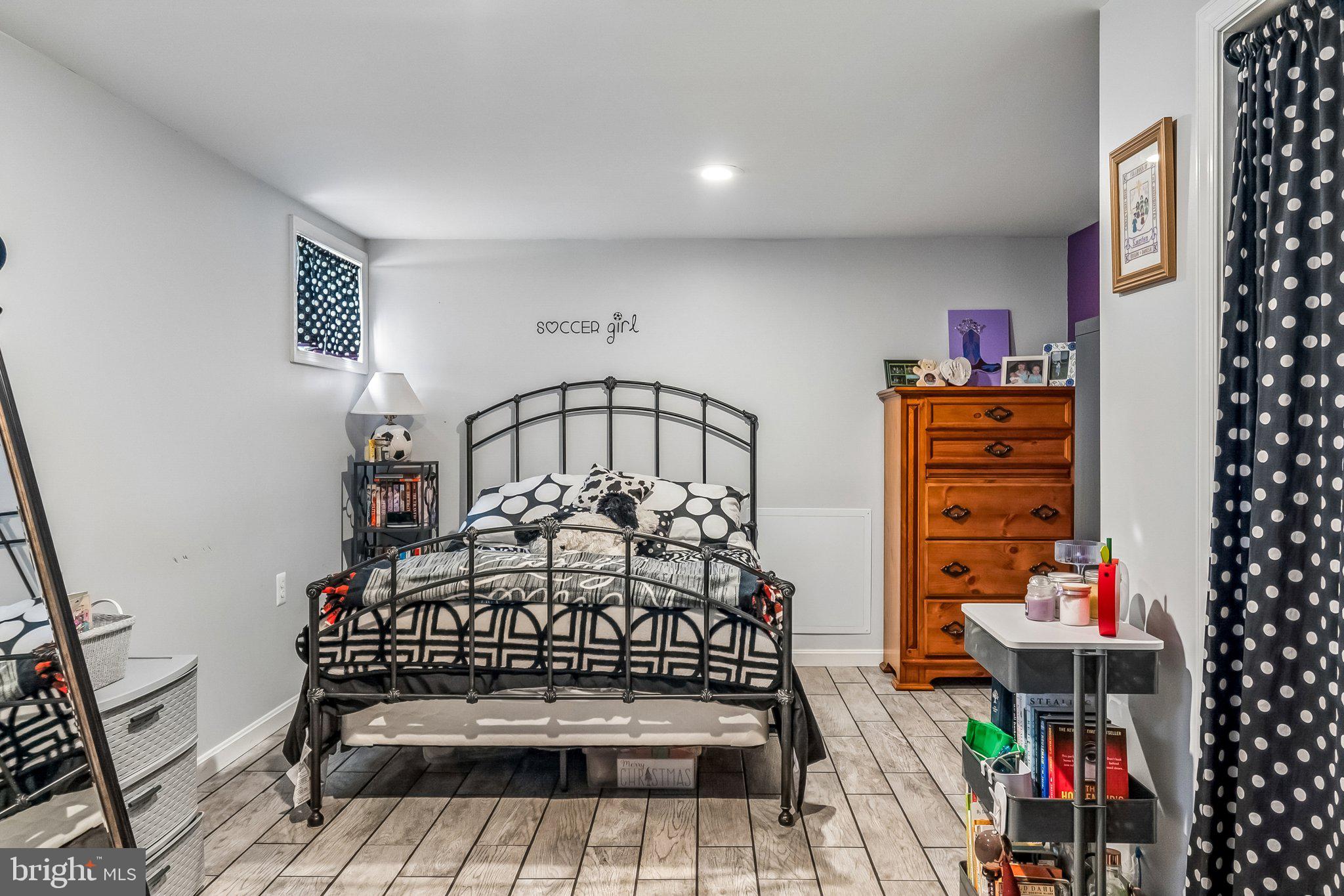 MACRIDGE ESTATES - Residential