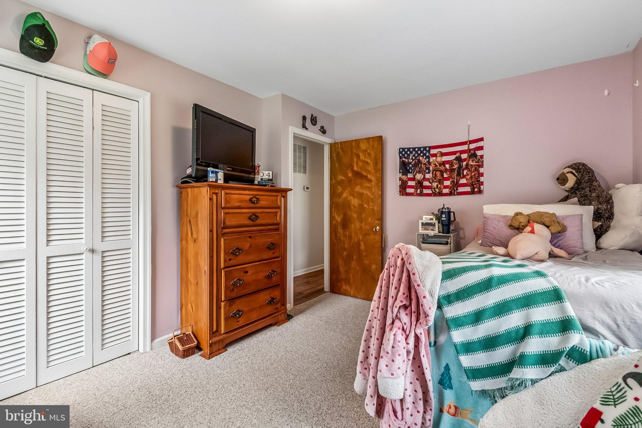 MACRIDGE ESTATES - Residential