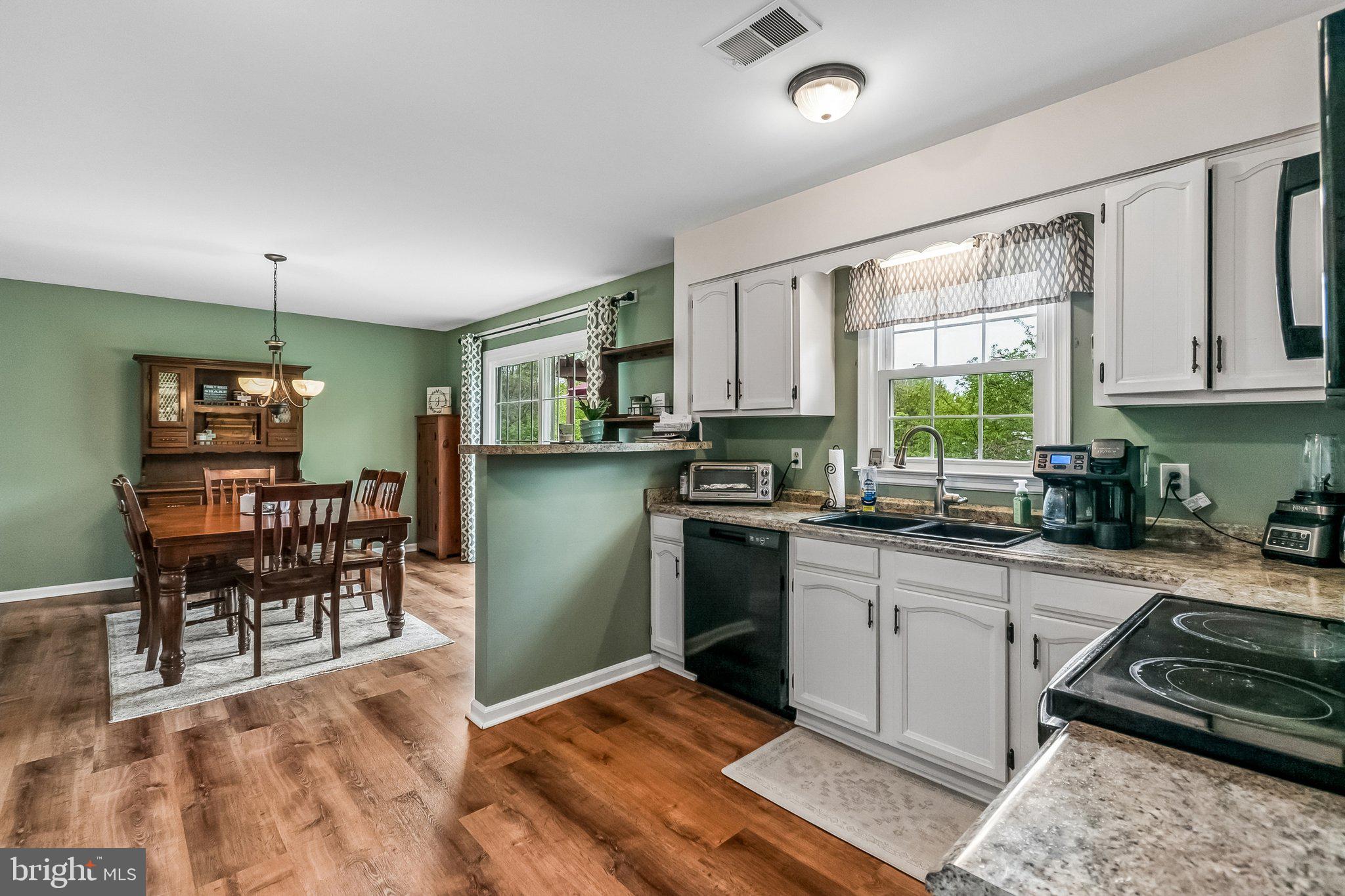 MACRIDGE ESTATES - Residential