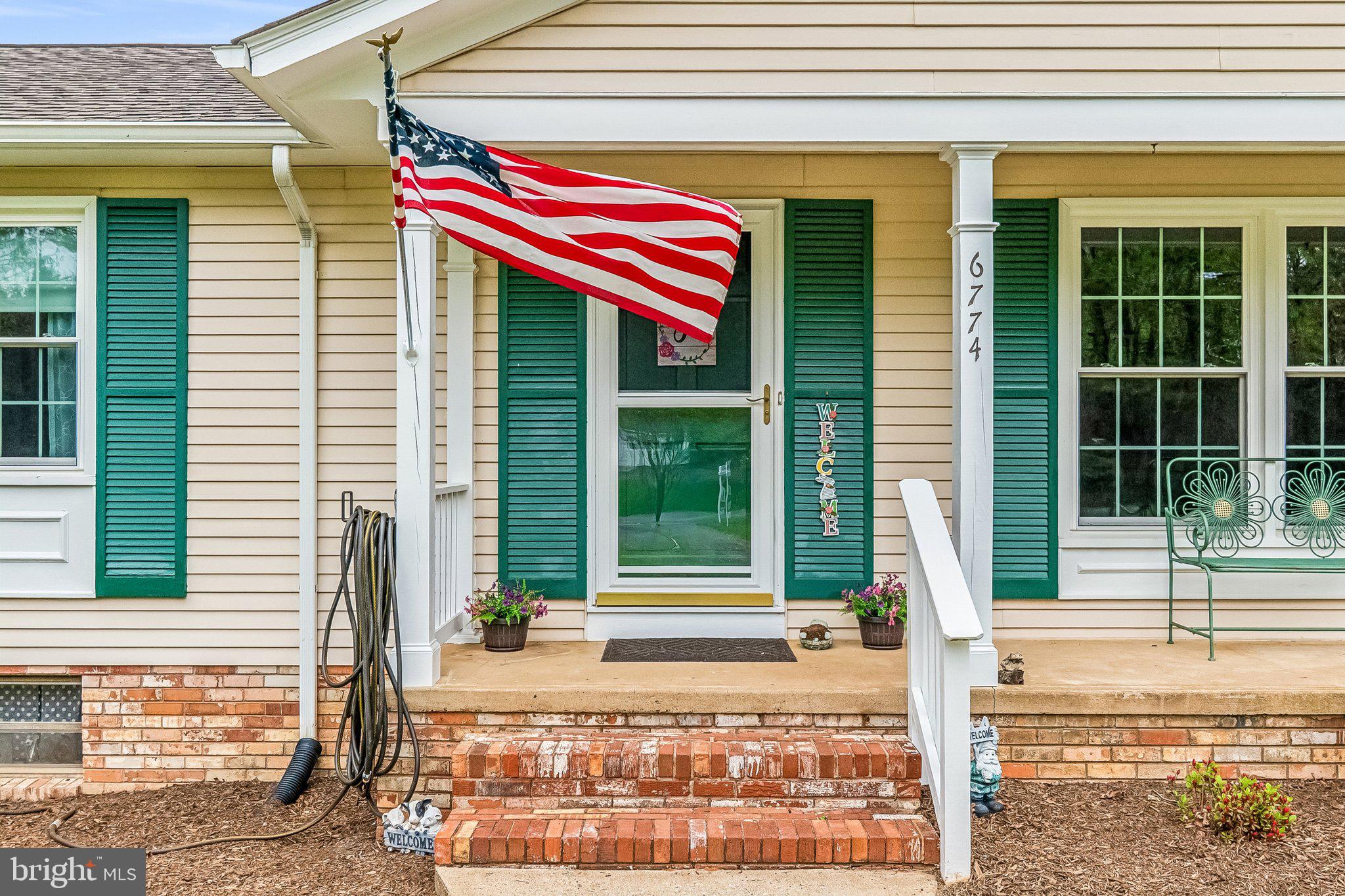 MACRIDGE ESTATES - Residential