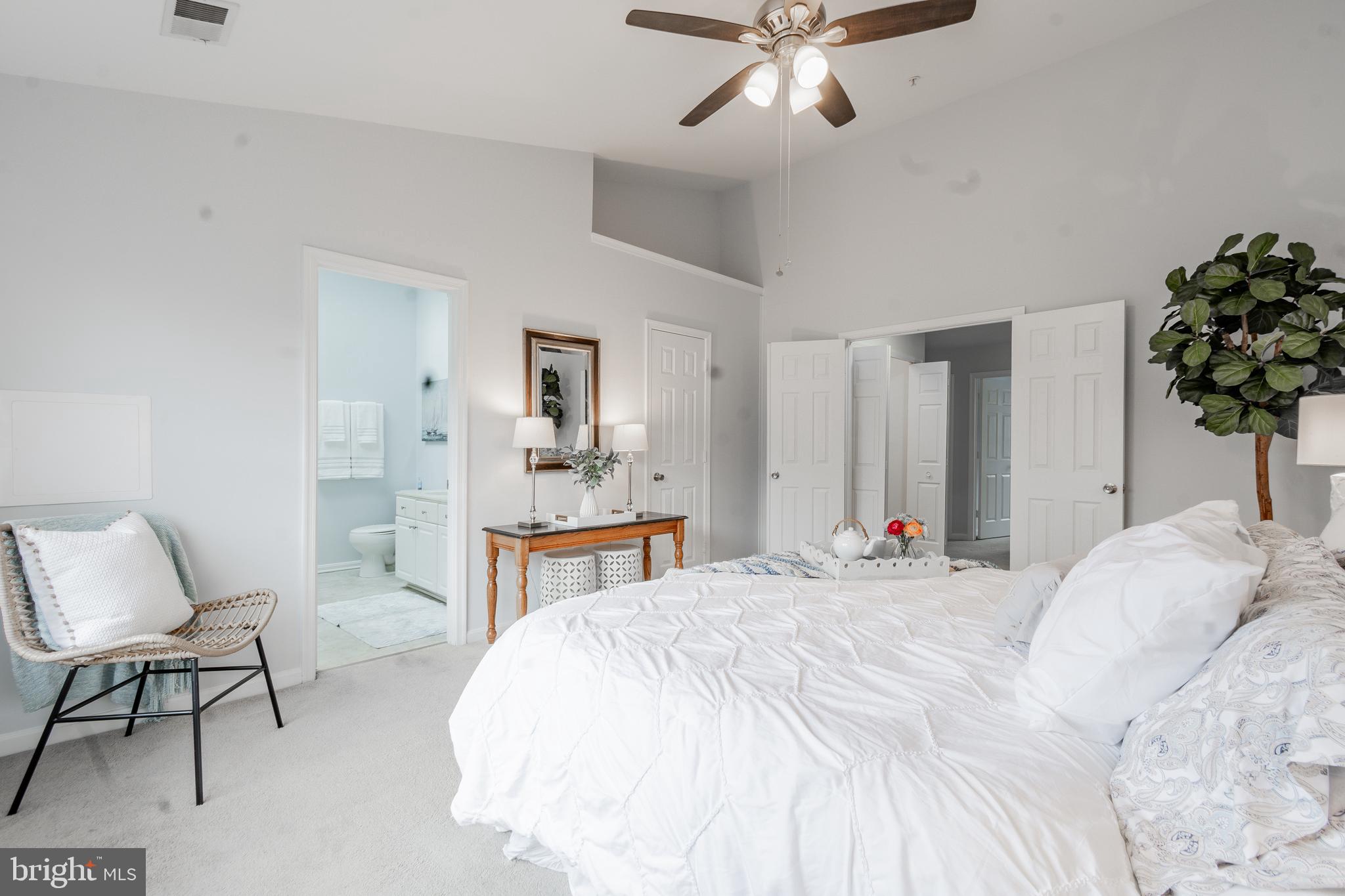 RUSSETT - Residential